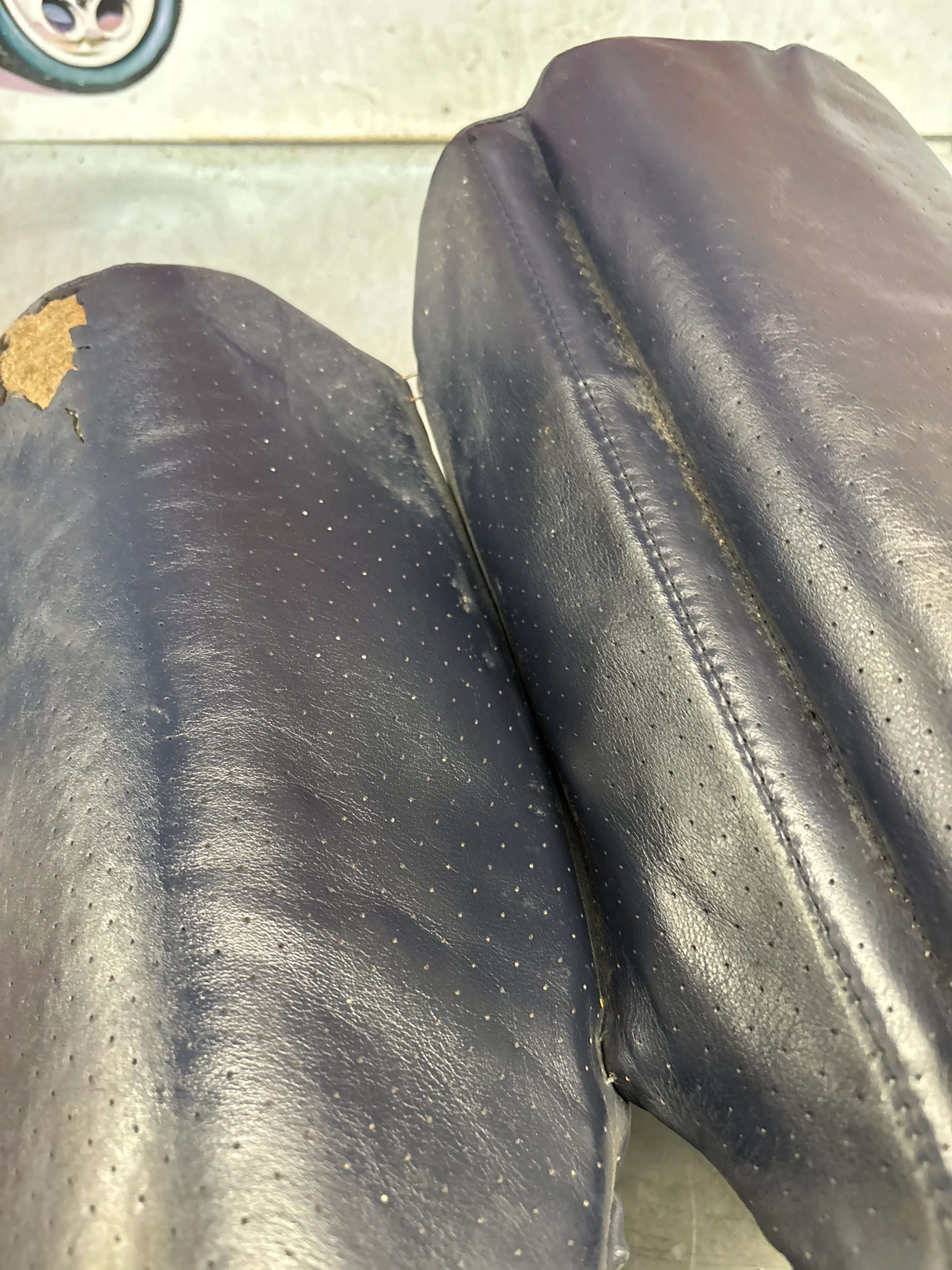 Porsche 928 rear right seat upper and middle cushion, leather, blue, used 92852204650 / 92852208851 - Image 4