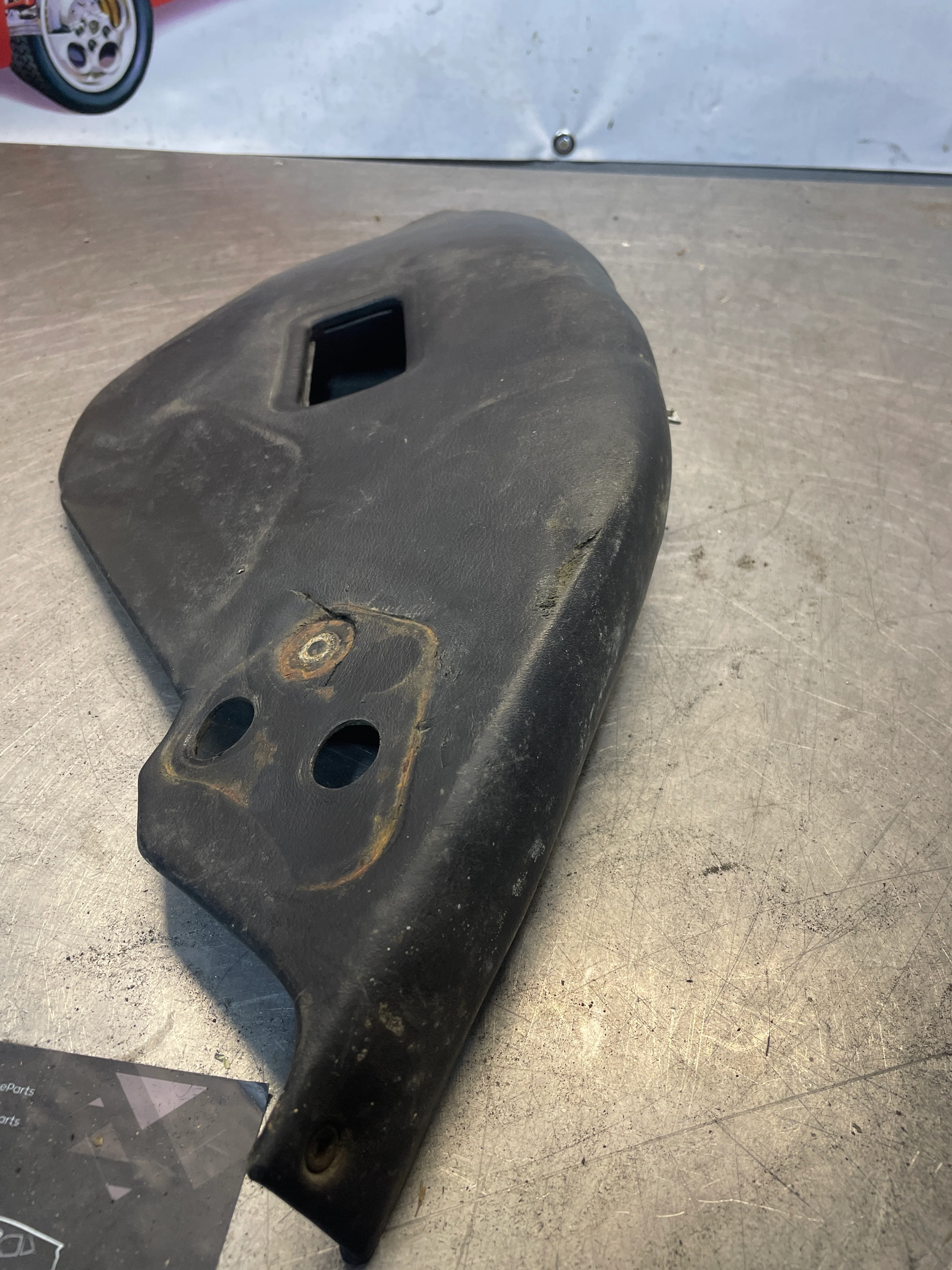 Porsche 928 Rear Seat Side Panel Right, black, used 92852204204 - Image 3