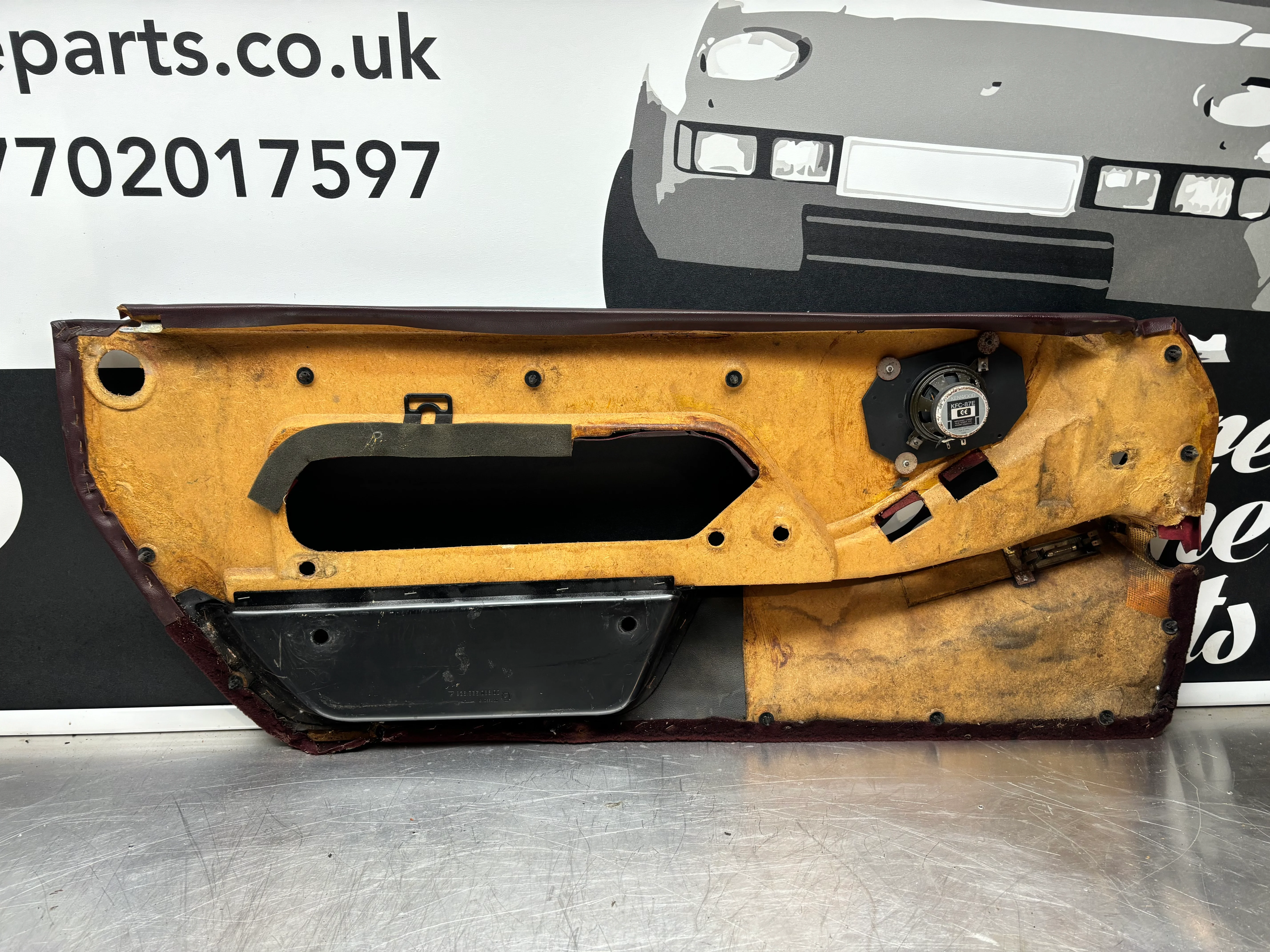 Porsche 928 Right off side door card, burgundy, 92855522600 used - Image 8