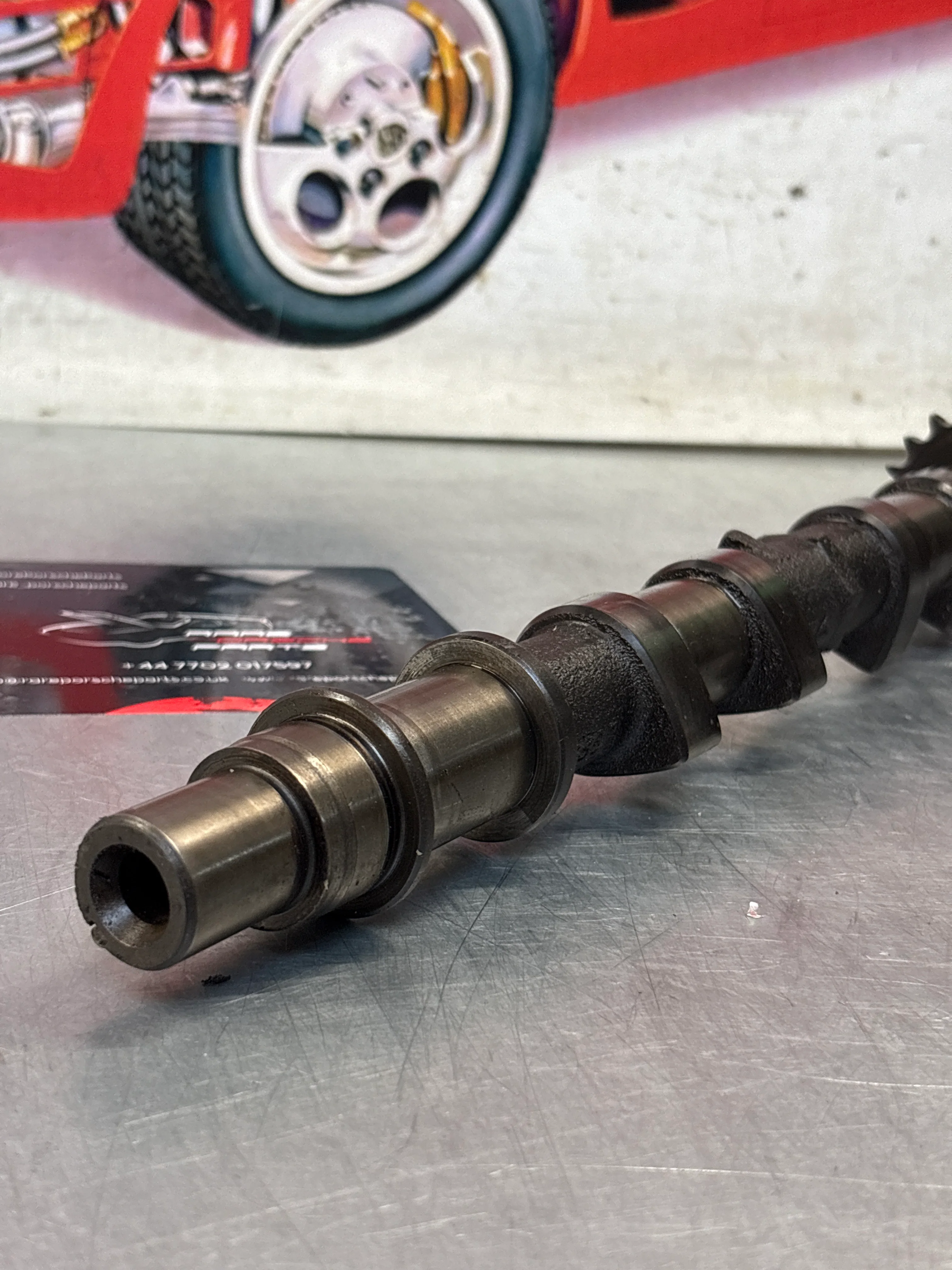Porsche 928 S3 M28.45/46 engine Camshaft, exhaust side, cylinder 5-8, used 9281052944R / 92810529407 - Image 4