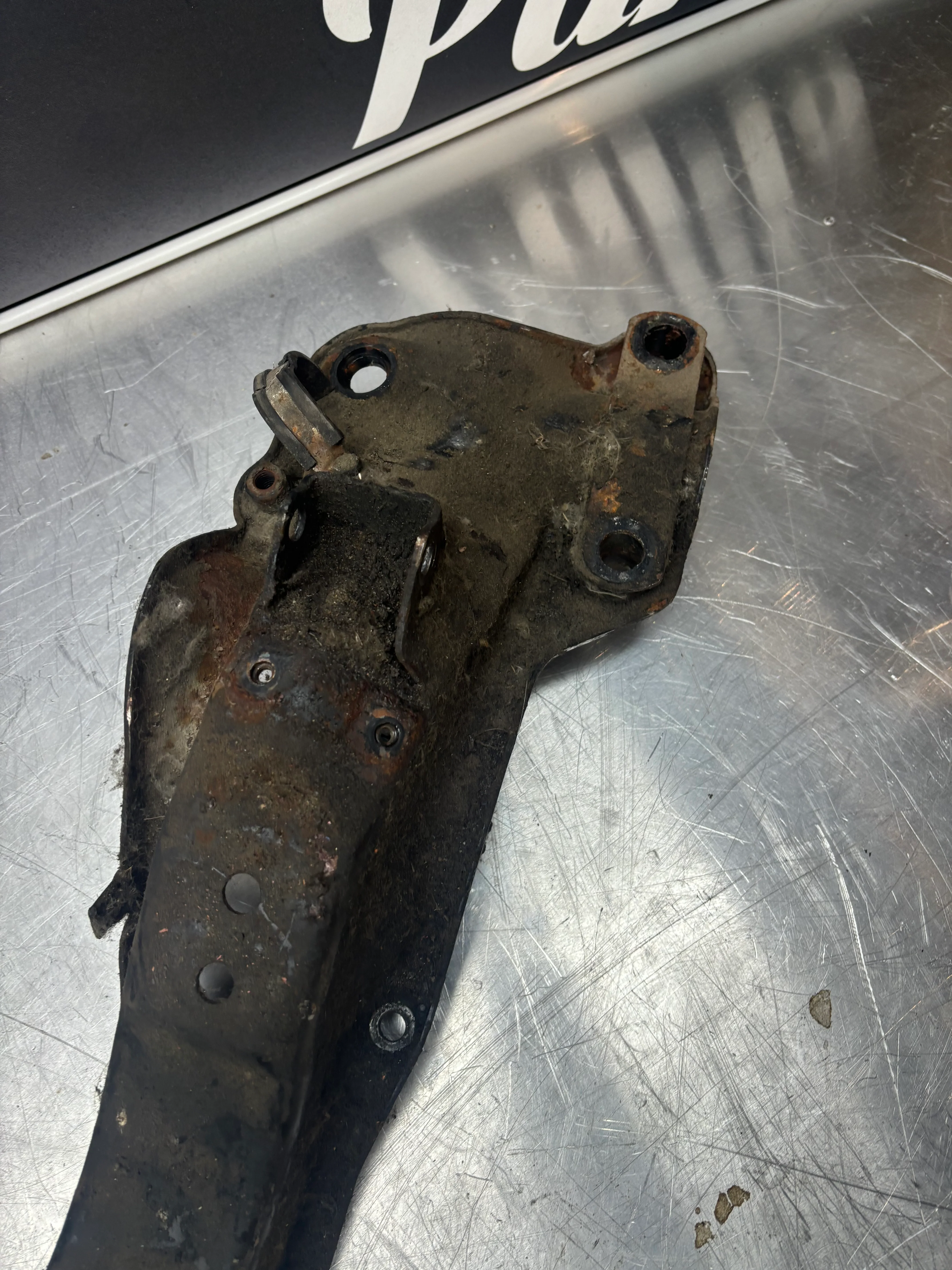 Porsche 928 S4 engine carrier, subframe, 92737501106 RHD used - Image 6