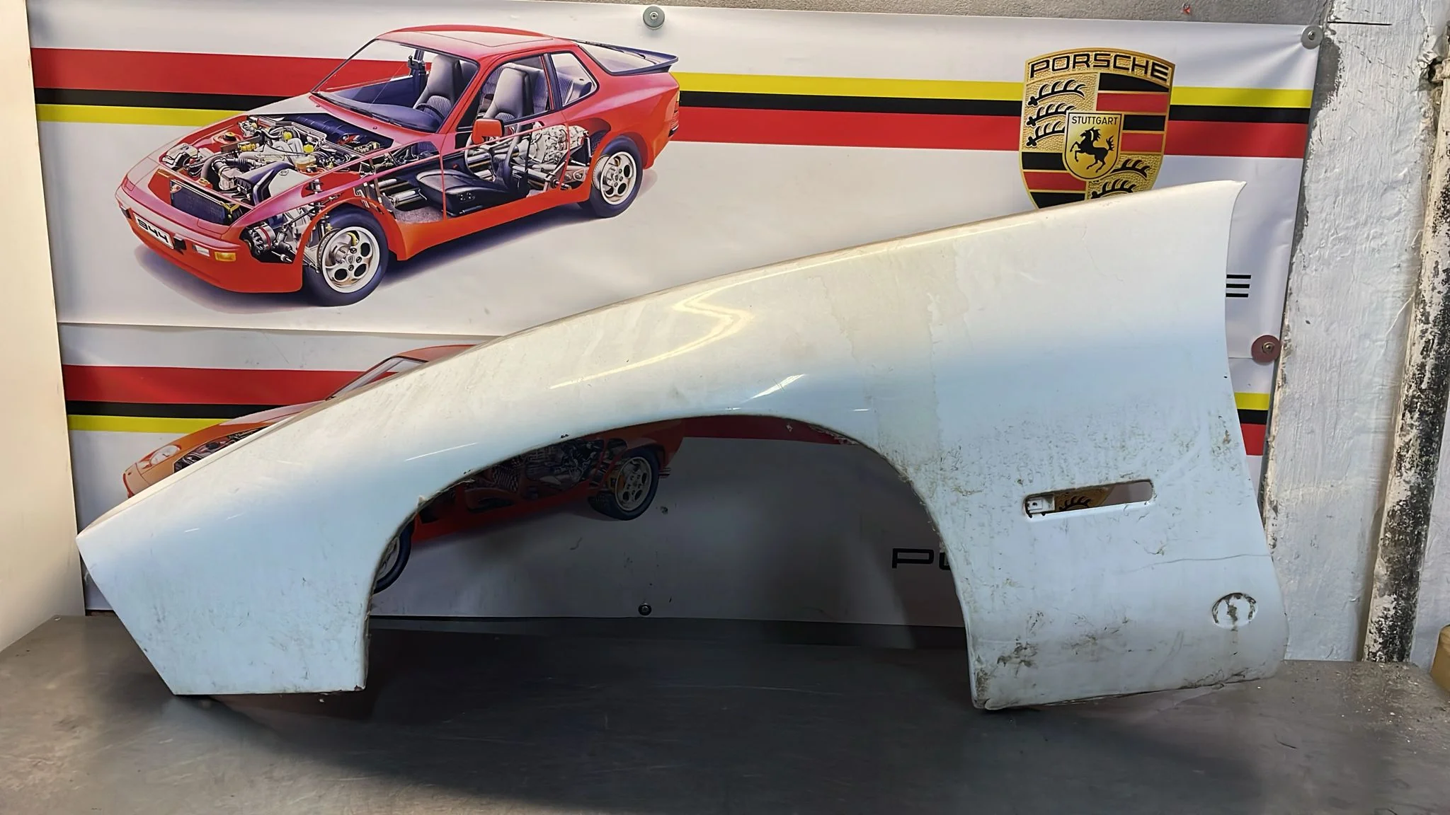 Porsche 928 S4 GT front left wing, used, 92850301111