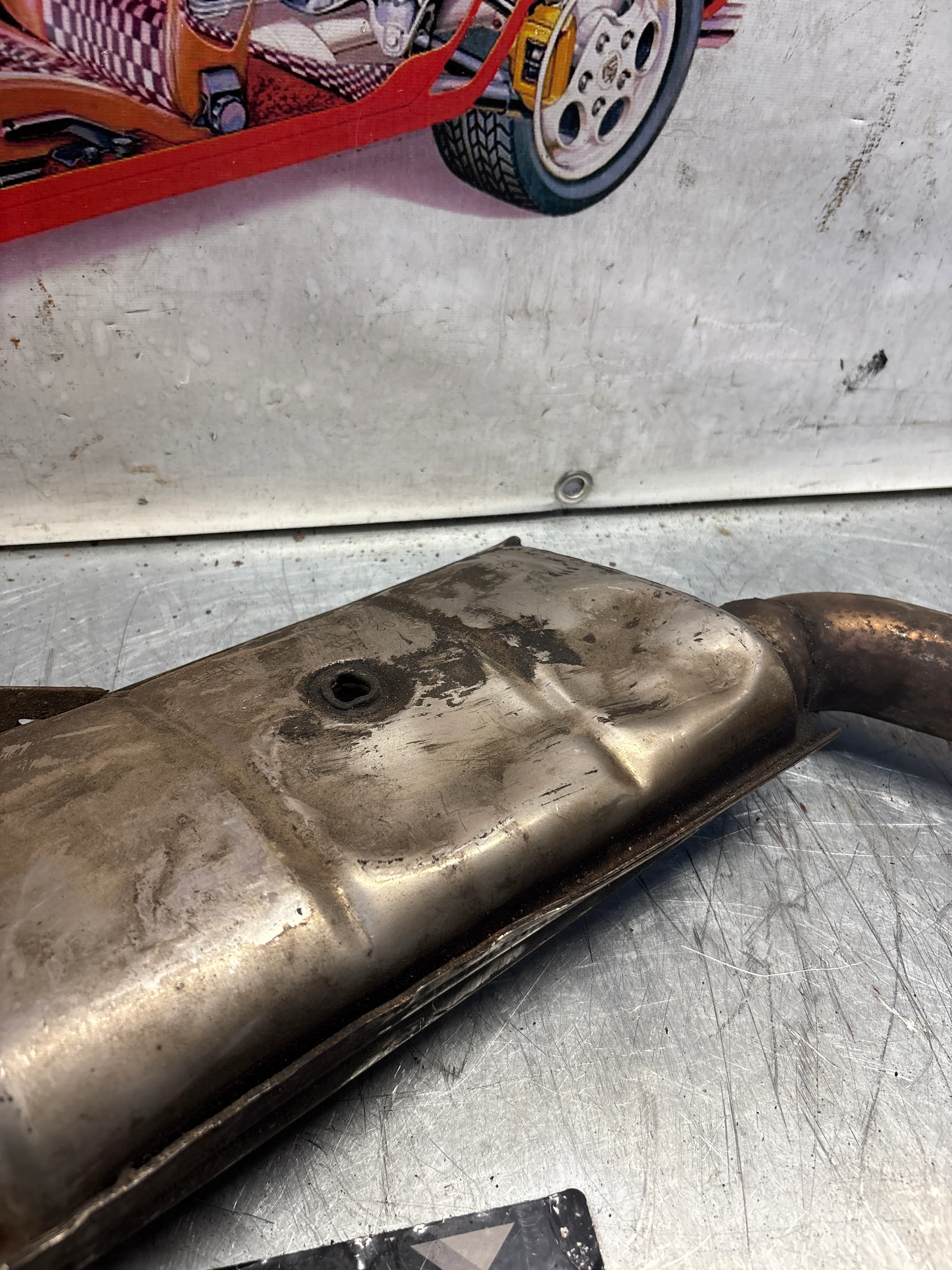 Porsche 928 S4 right middle silencer, used 92811109403 - Image 6