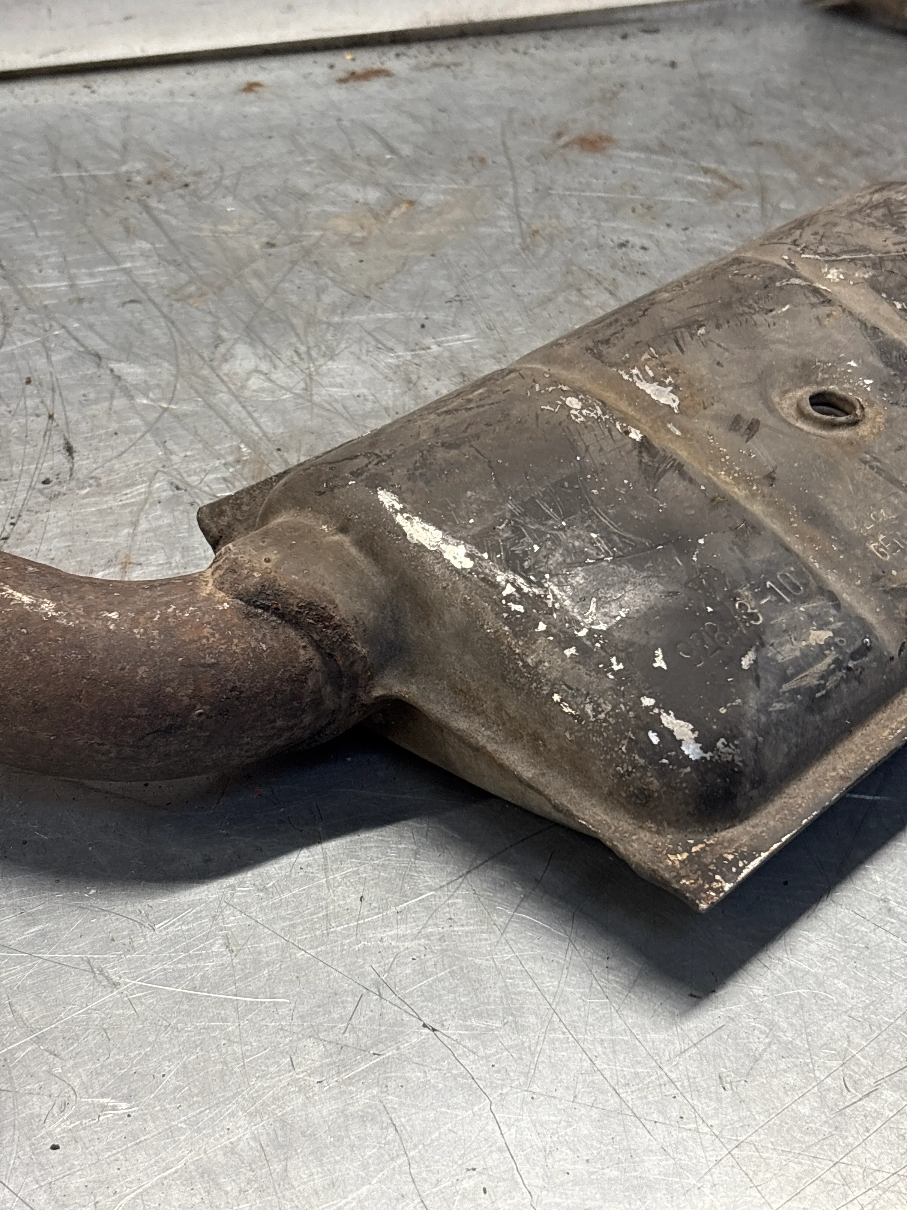 Porsche 928 S4 right middle silencer, used 92811109403 - Image 4