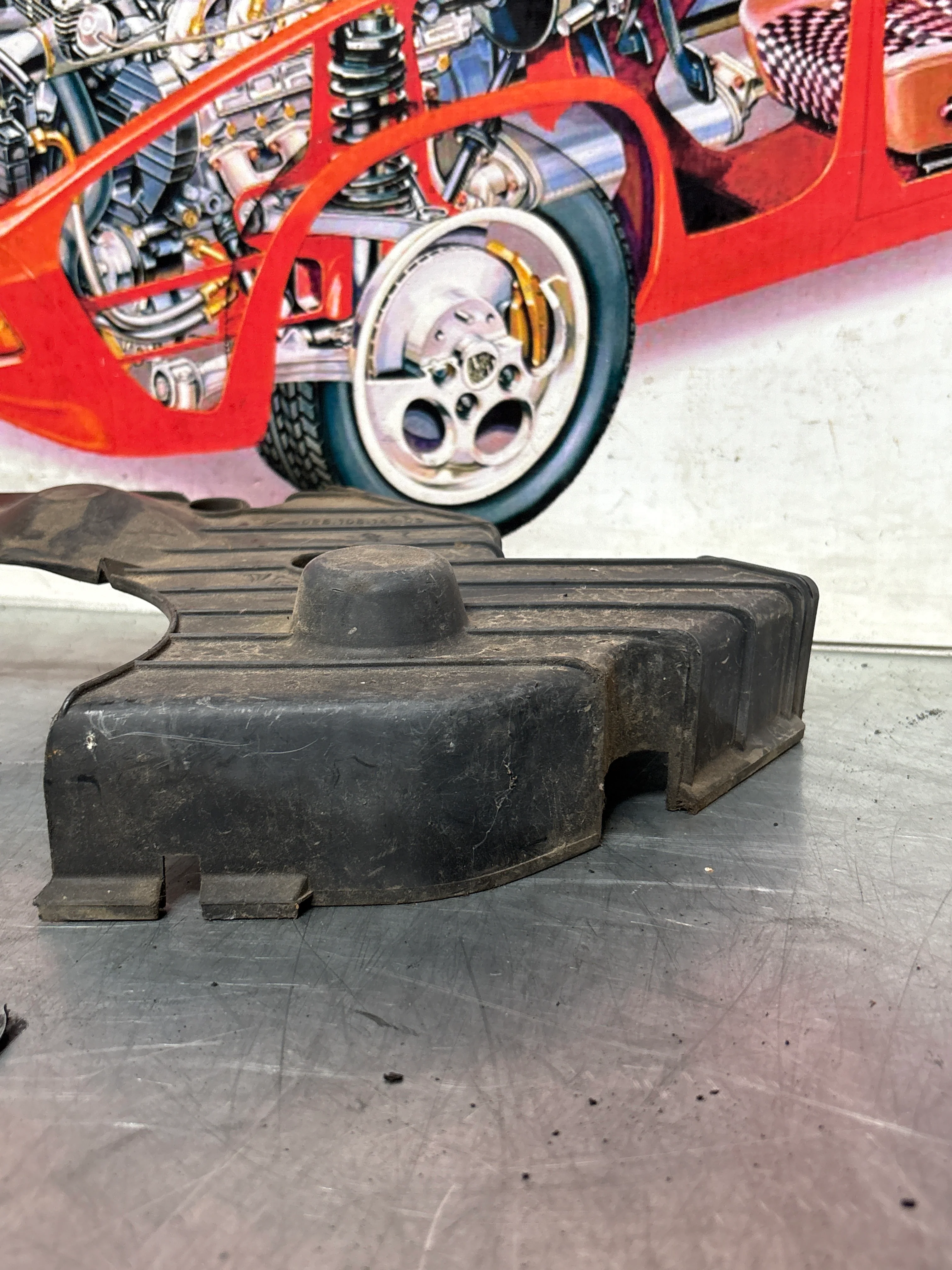 Porsche 928 78-82 timing belt cover, used 92810514403 - Image 3