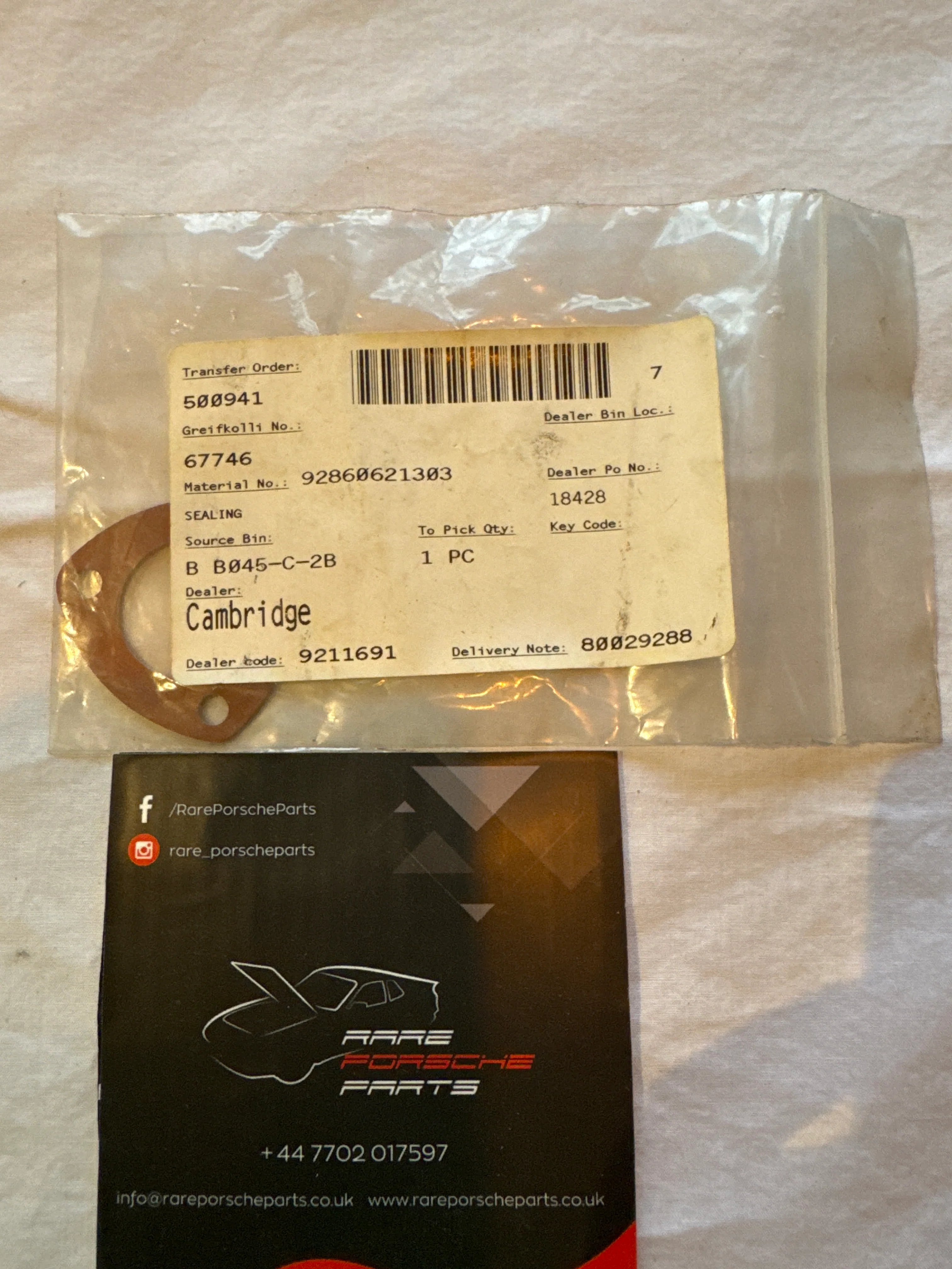 Porsche 928 sealing, gasket 92860621303 NOS - Image 2