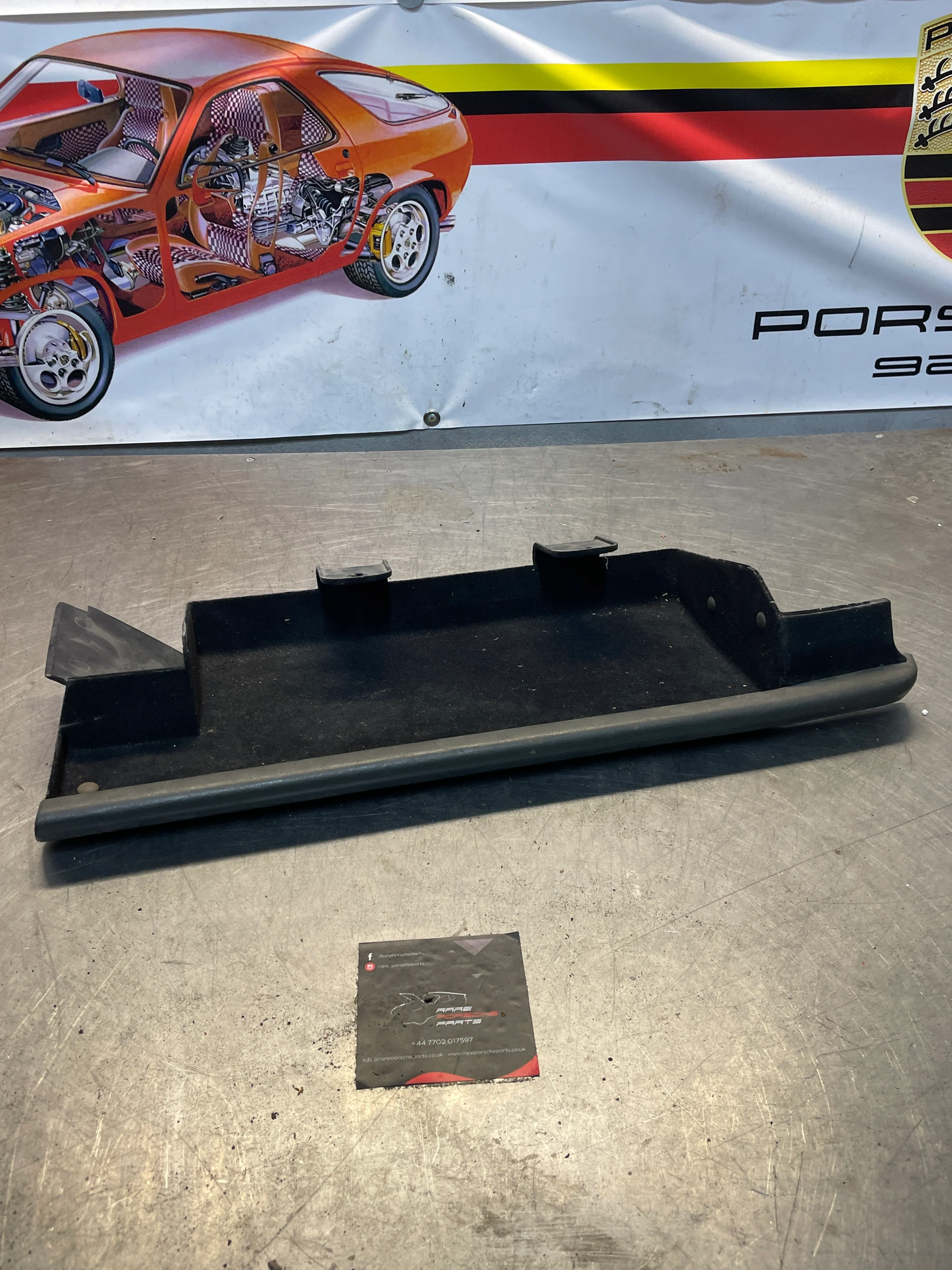 Porsche 928 under glove box shelf, grey 92855207702 LHD only, used