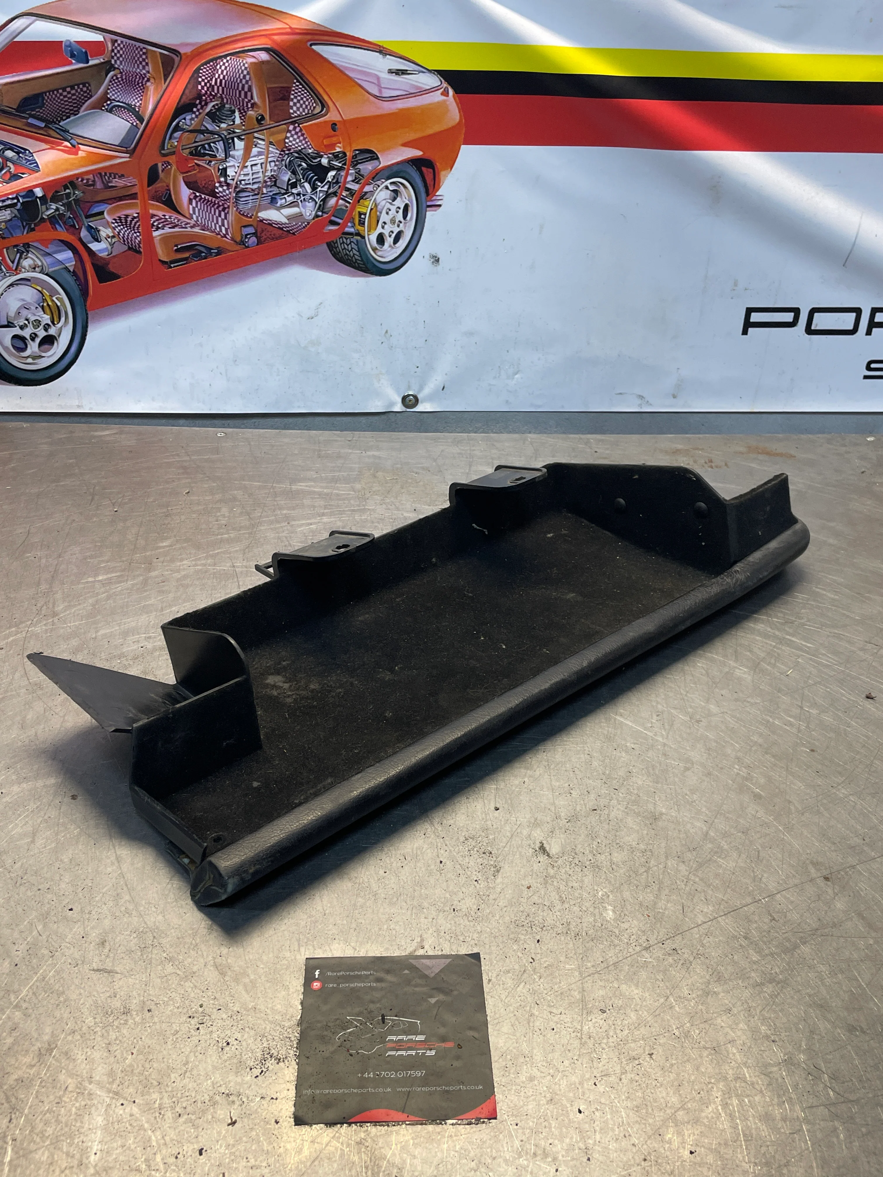 Porsche 928 under glove box shelf, black 92855207702 LHD only, used - Image 2