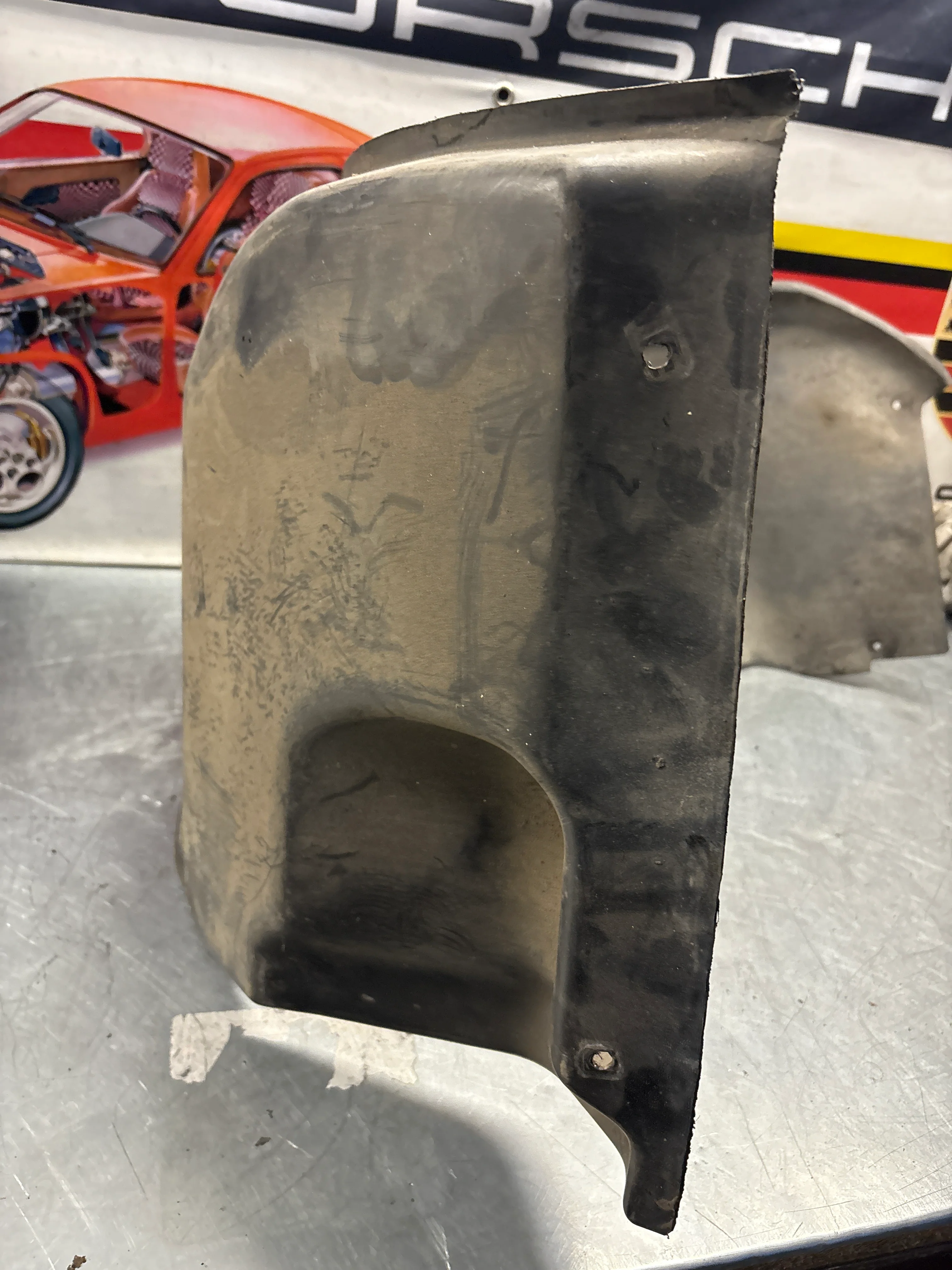 Porsche 928 wheel arch liner Left 92850438105 Used - Image 8