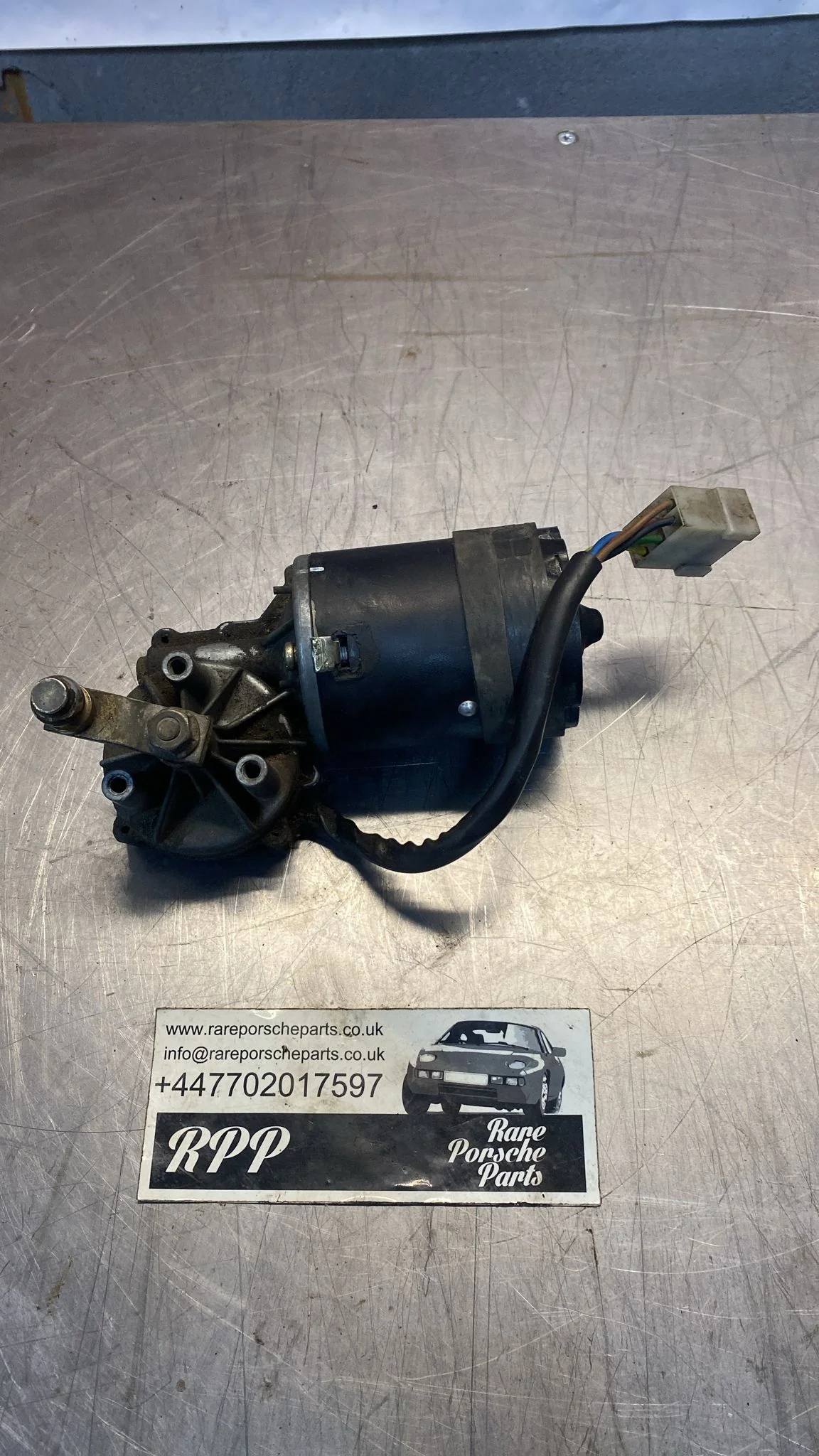 Porsche 928 wiper motor, used 92862830301 - Image 5