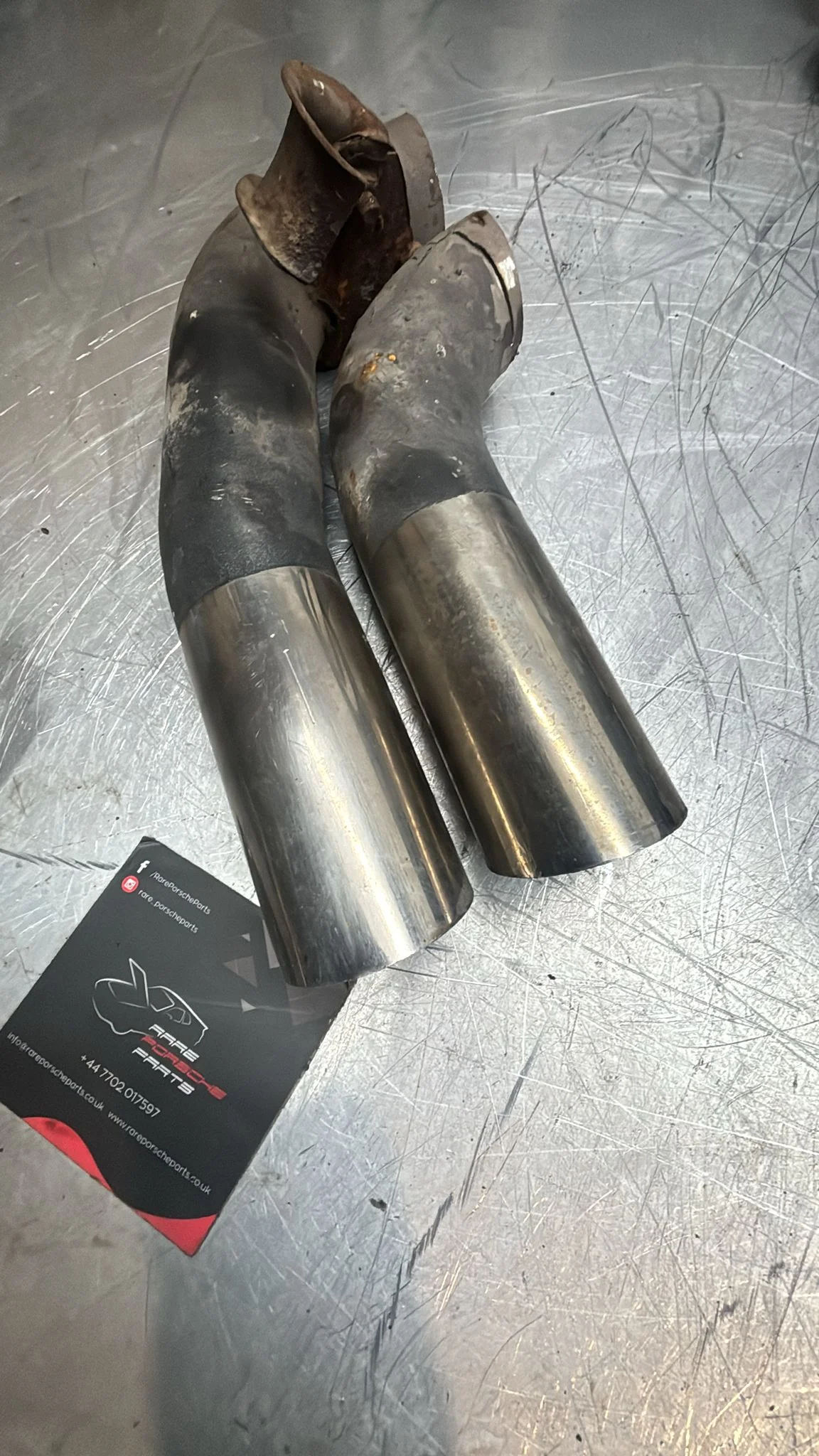 Porsche 928S pair of cut exhaust tips, used 92811127103, spares or repiar - Image 4