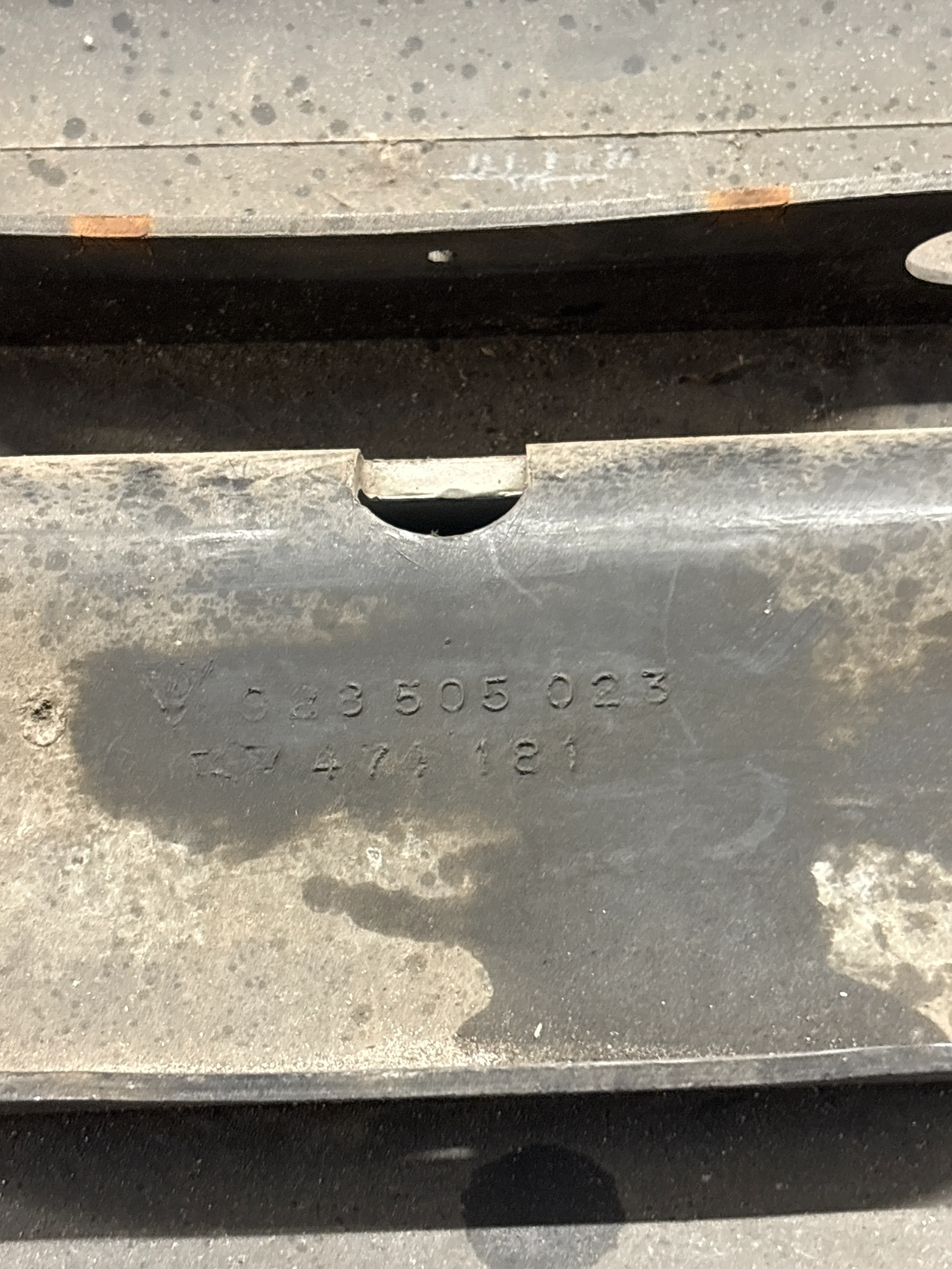 Porsche 928S rear bumper, used 928505023 / 474181 - Image 12