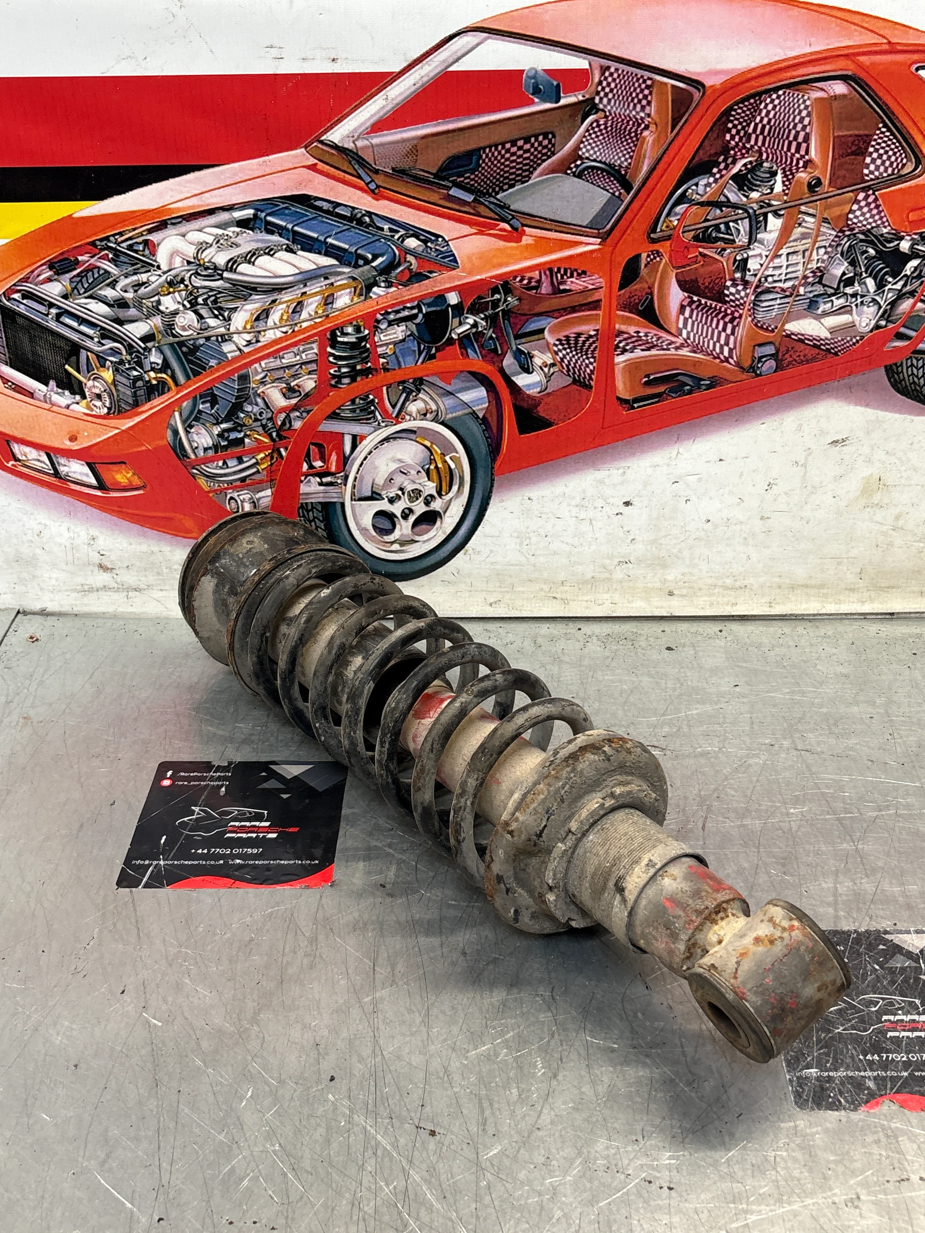 Porsche 928 rear shock absorber, 92833305117