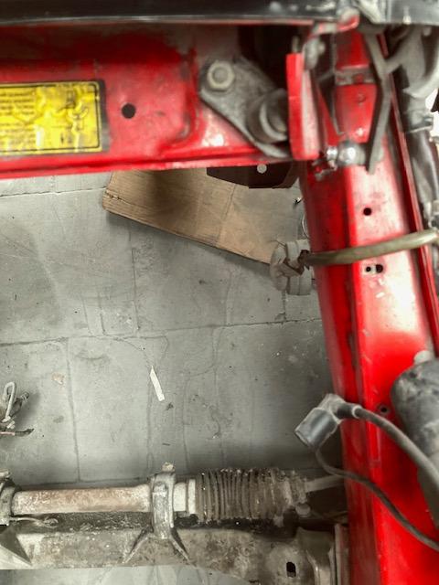 Porsche 944, 1983 rolling shell, project, rust free, German paperwork LHD - Image 4