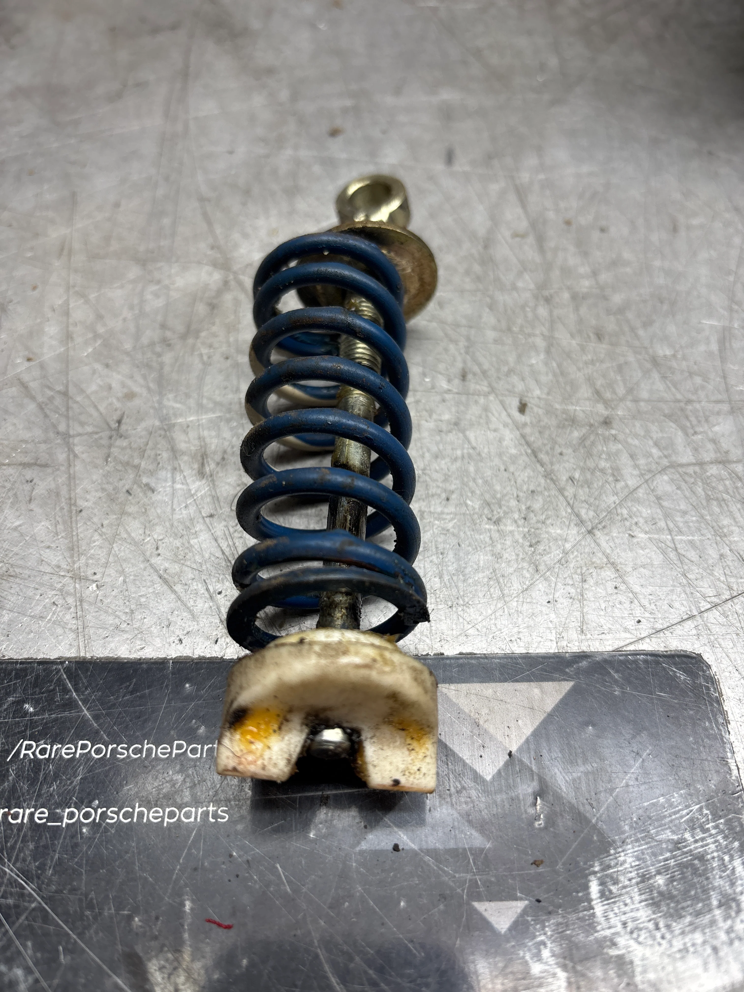 Porsche 944 (1987-1989) Clutch Power Spring, 95142305302 used - Image 7