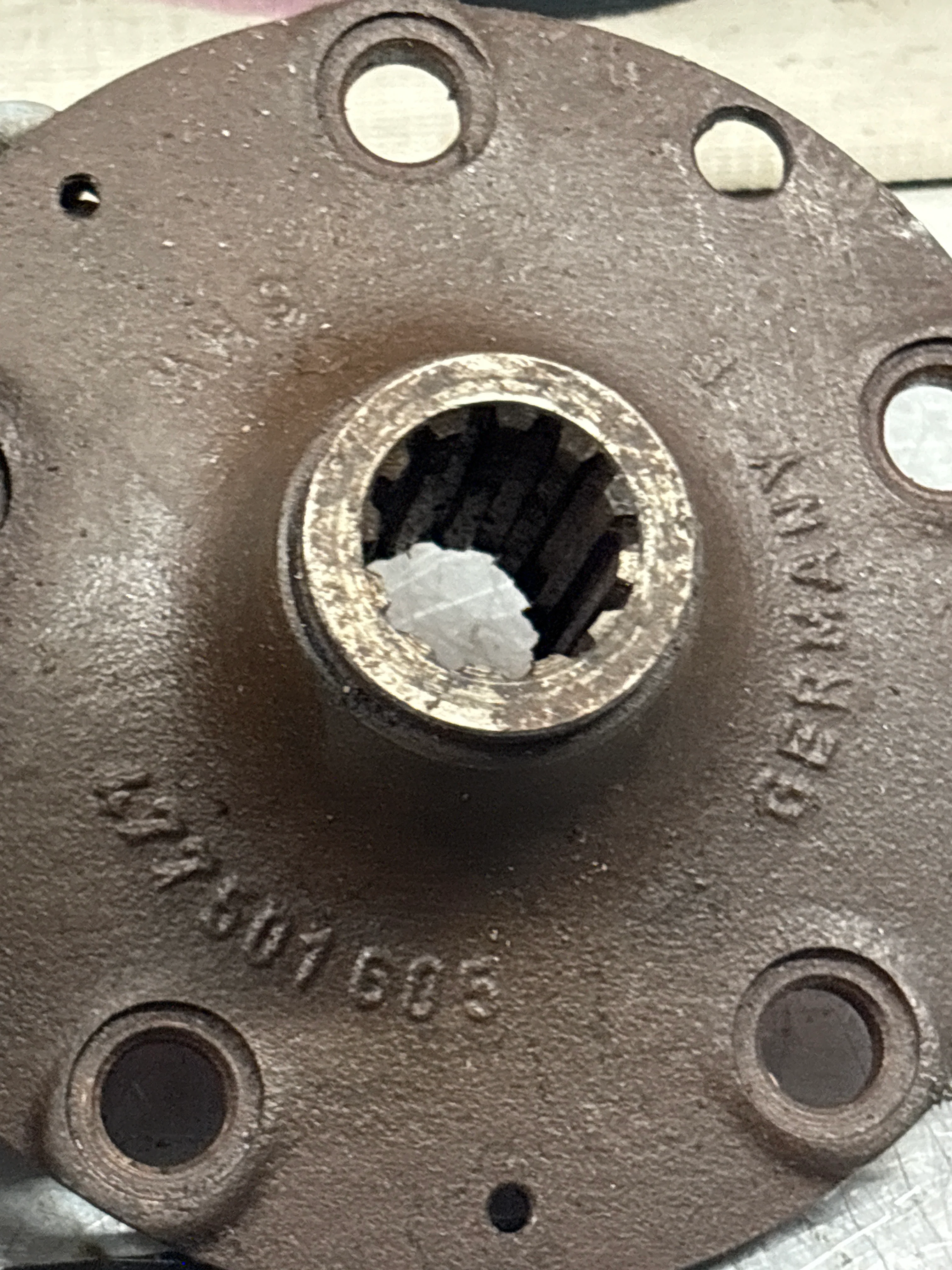 Porsche 944 (82-85.5) 924 Turbo rear wheel hub 477501605, used - Image 4