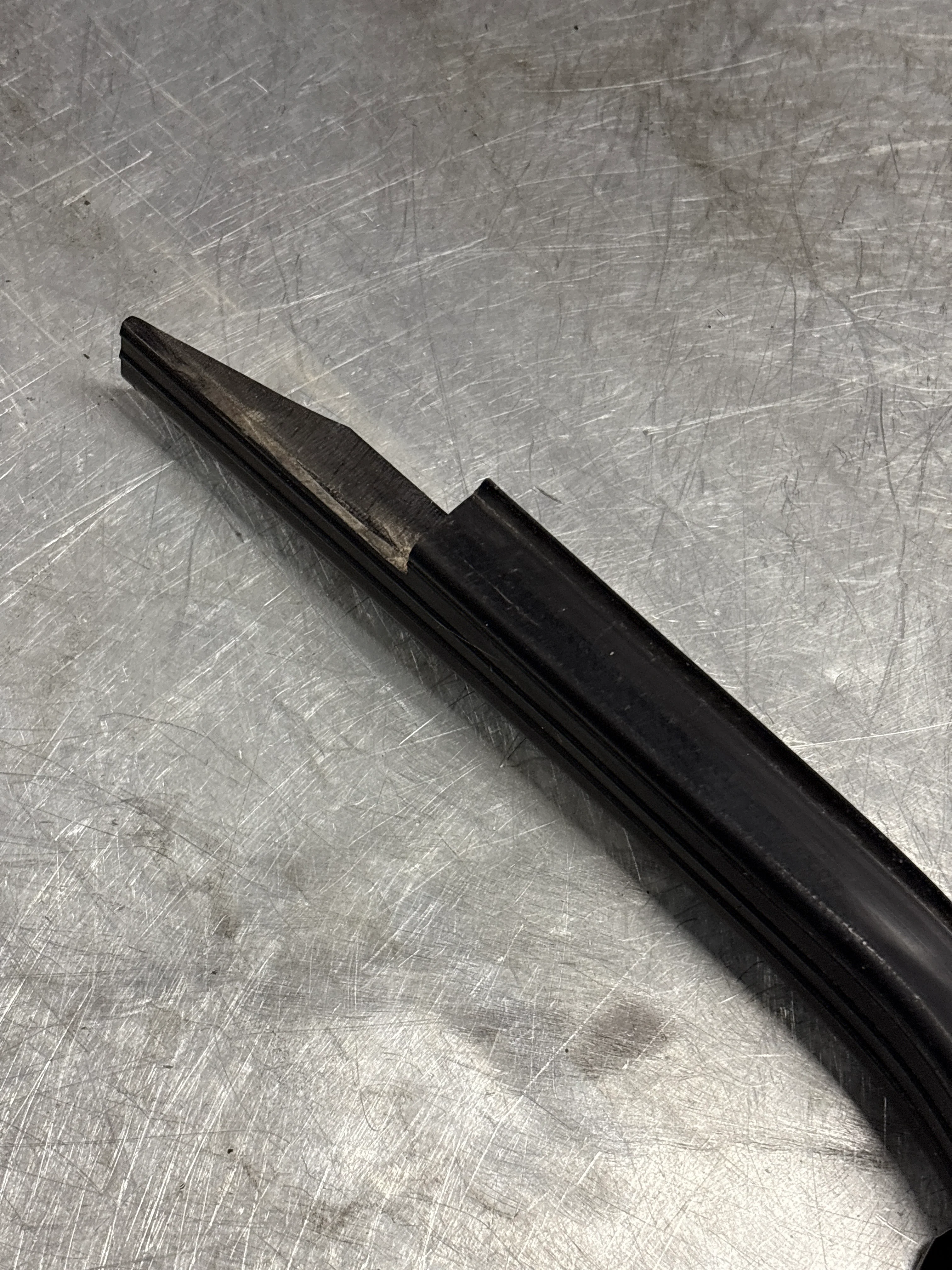 Porsche 944 85.5- left sill trim, scuff plate used 94455112100 cracked - Image 8