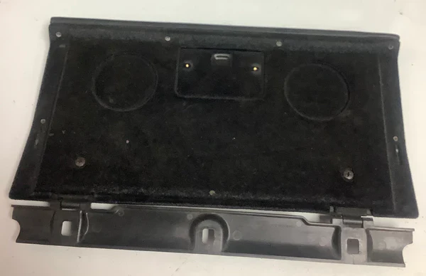 Porsche 944 85-92 glove box lid no catches Black used - Image 4