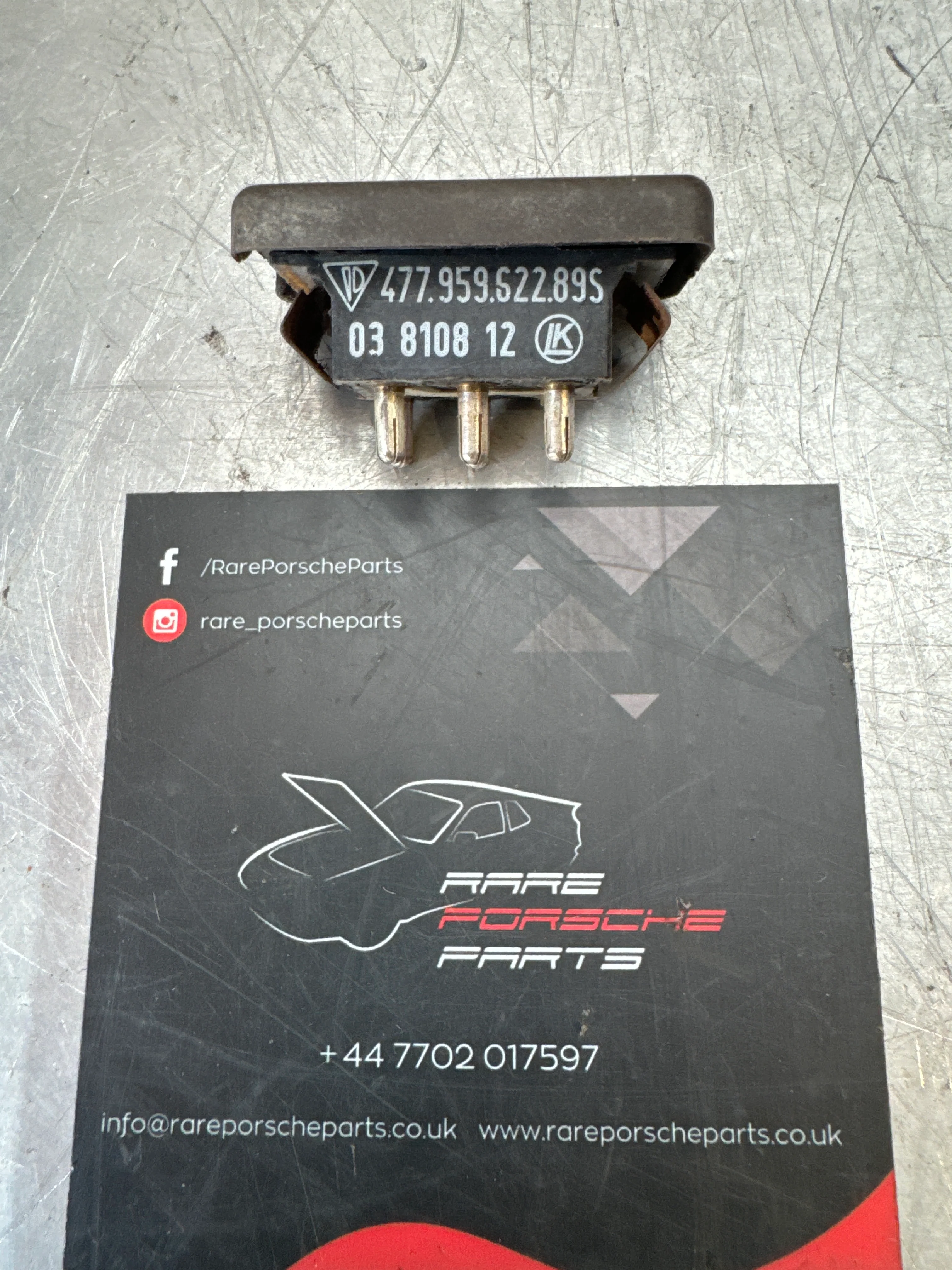 Porsche 944/924 Used Electric window switch 47795962289S Brown - Image 2