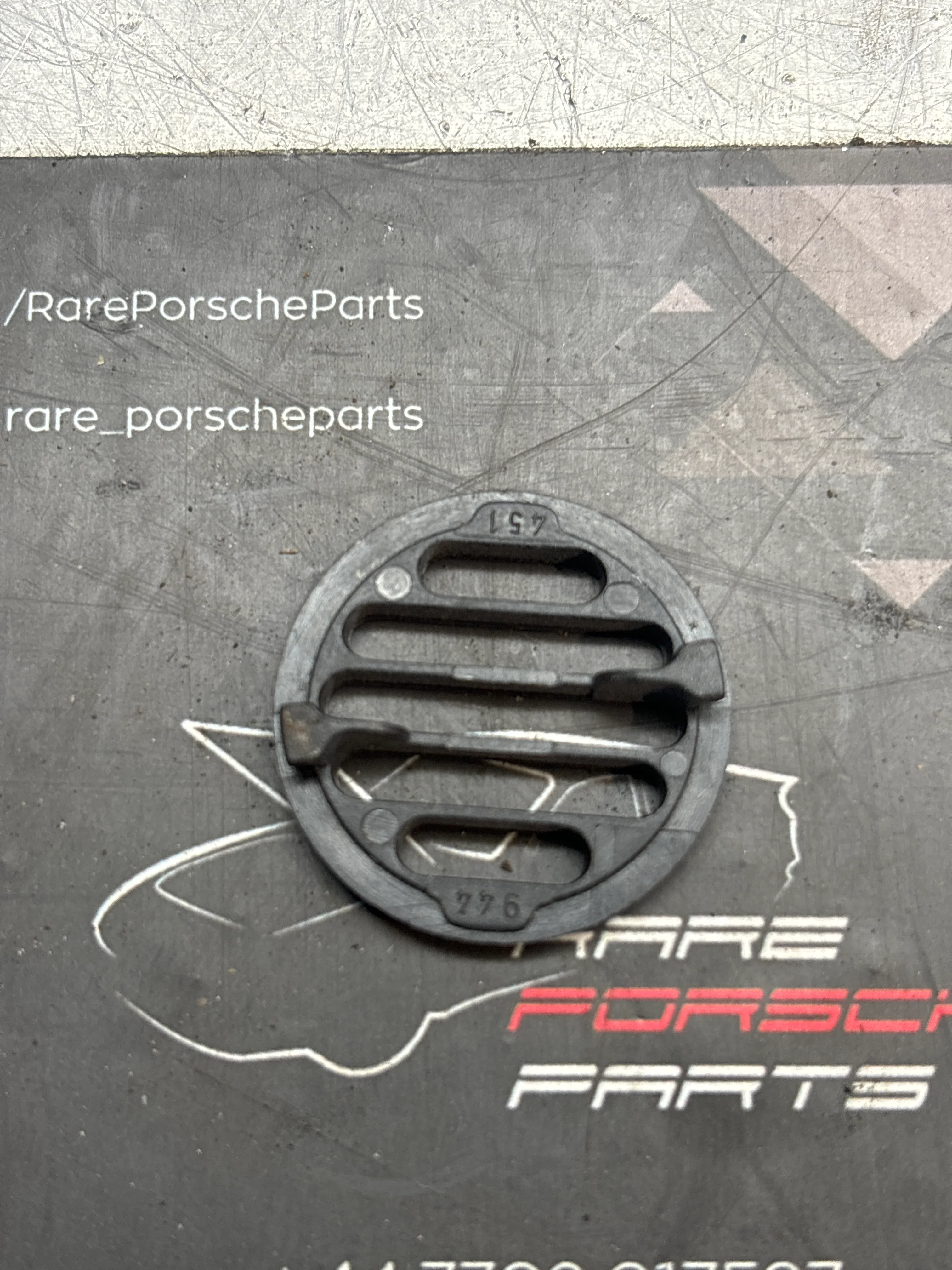 Porsche 944/968 dashboard temperature sensor cover. 94455245100, used - Image 3