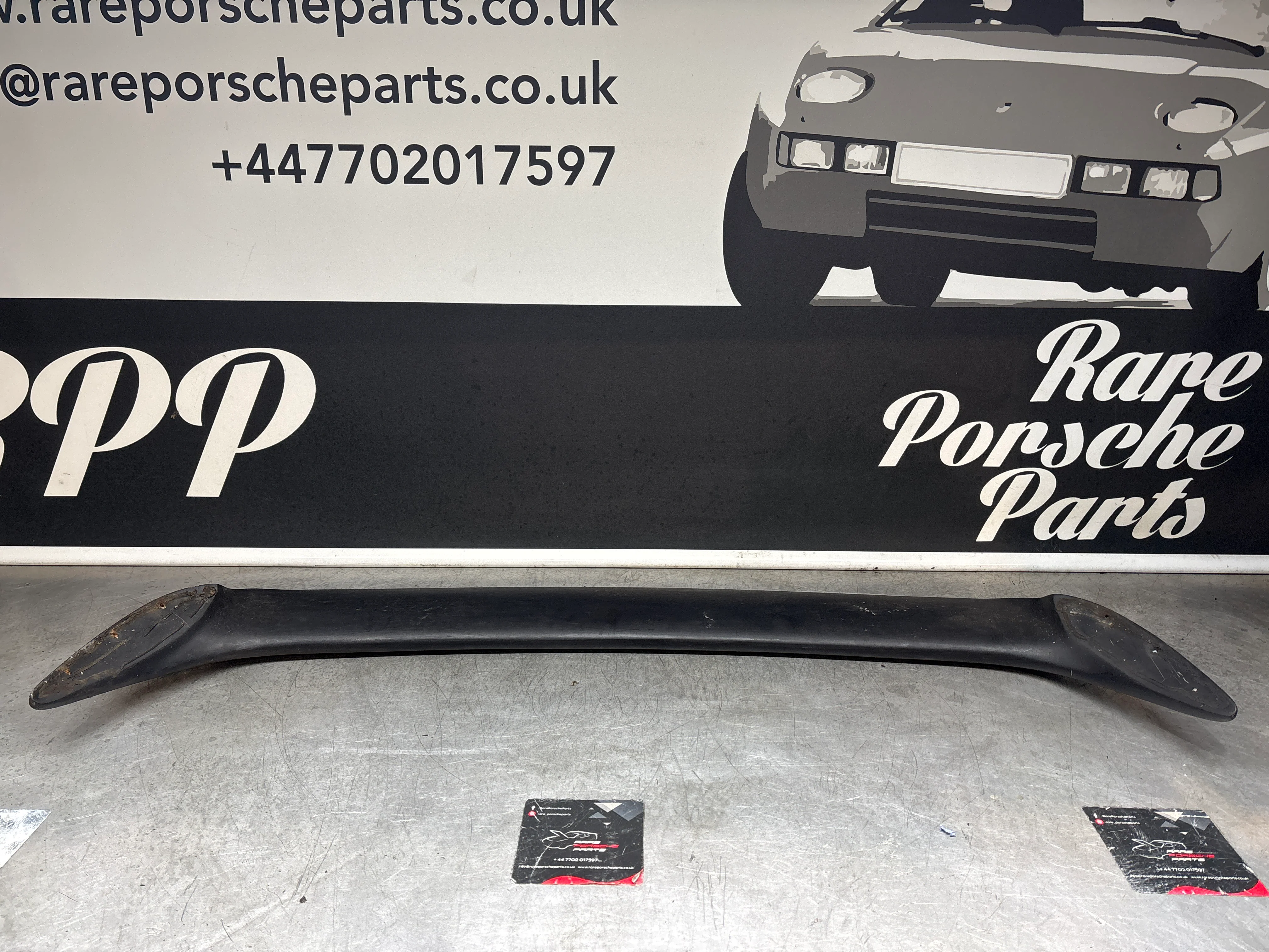 Porsche 944 968 aftermarket bridge spoiler, used, spares or repair 95151210100 - Image 4