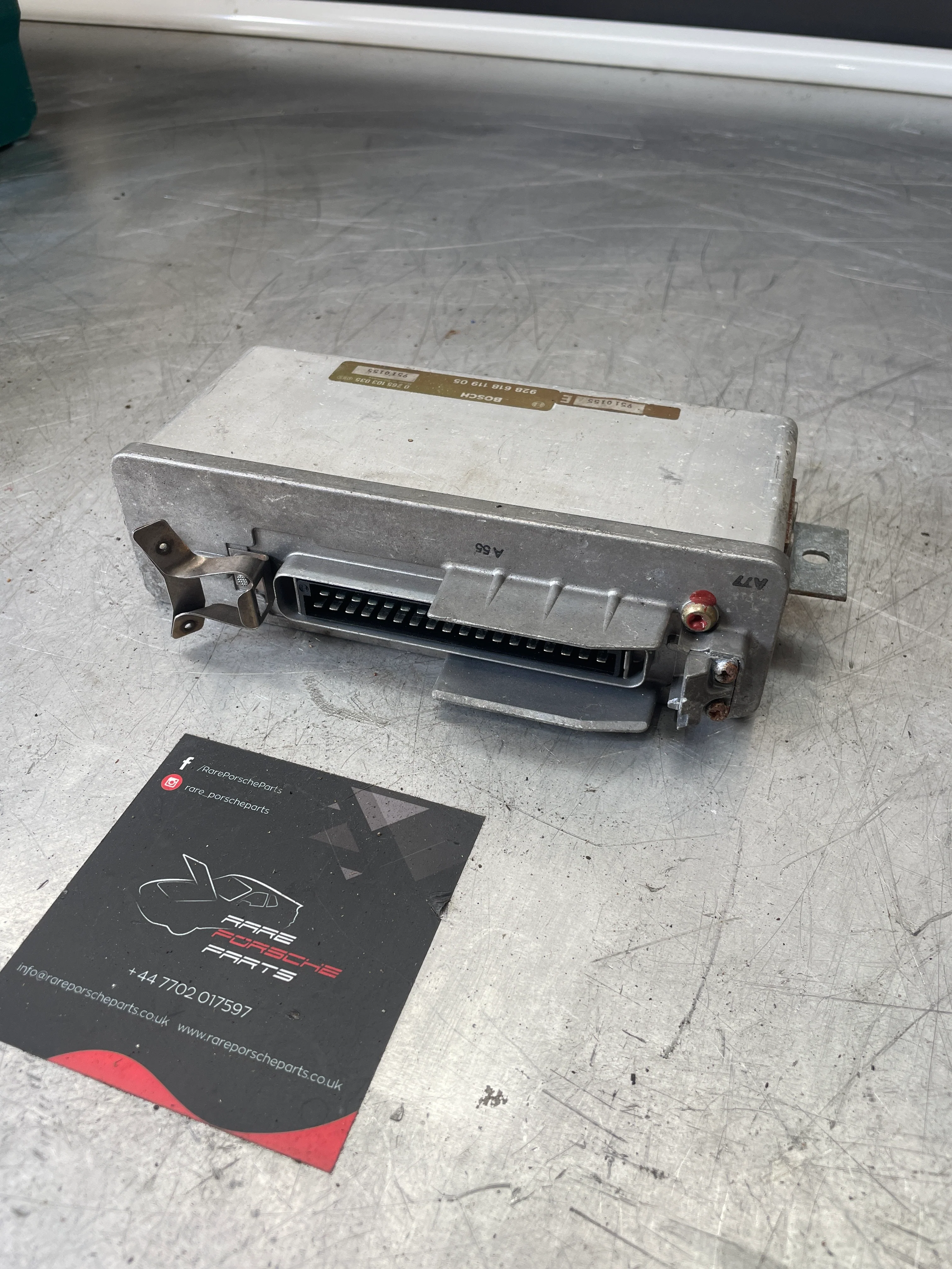 Porsche 944 ABS ECU 0265103035 / 92861811905 used - Image 3