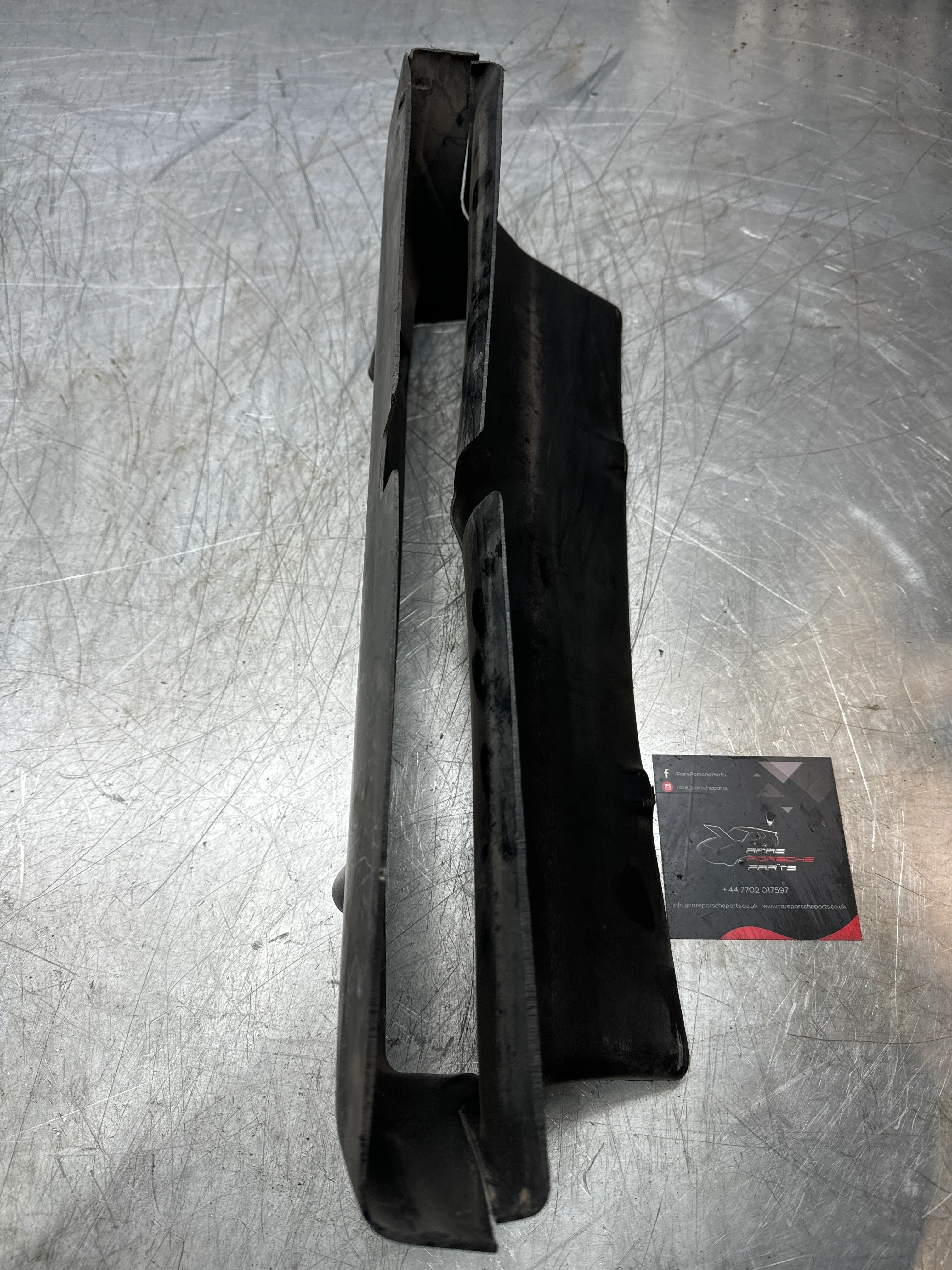 Porsche 944 Air duct 95157513100 Used - Image 6