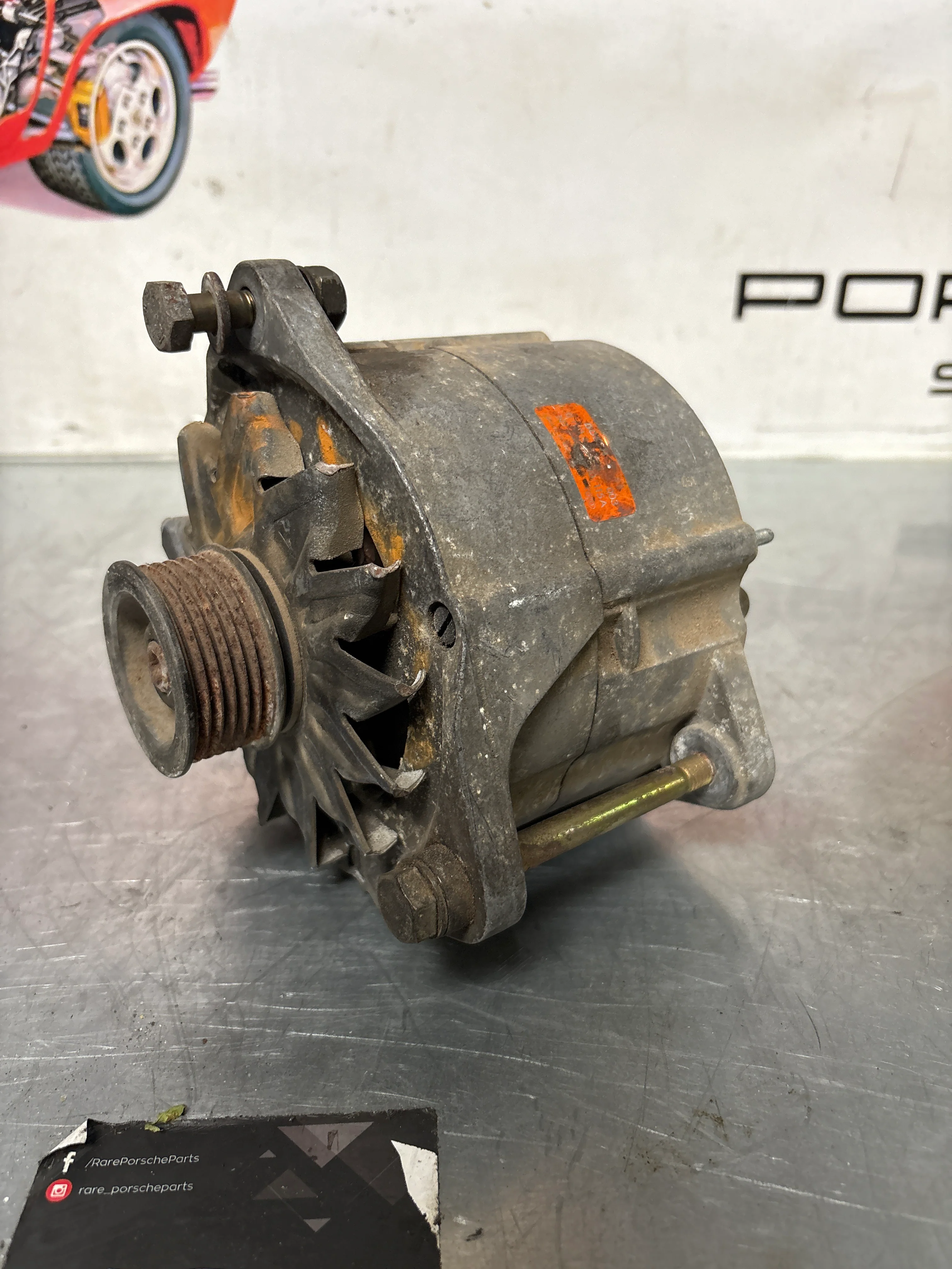 Porsche 944 alternator 1986- 0120468001/003, used - Image 2