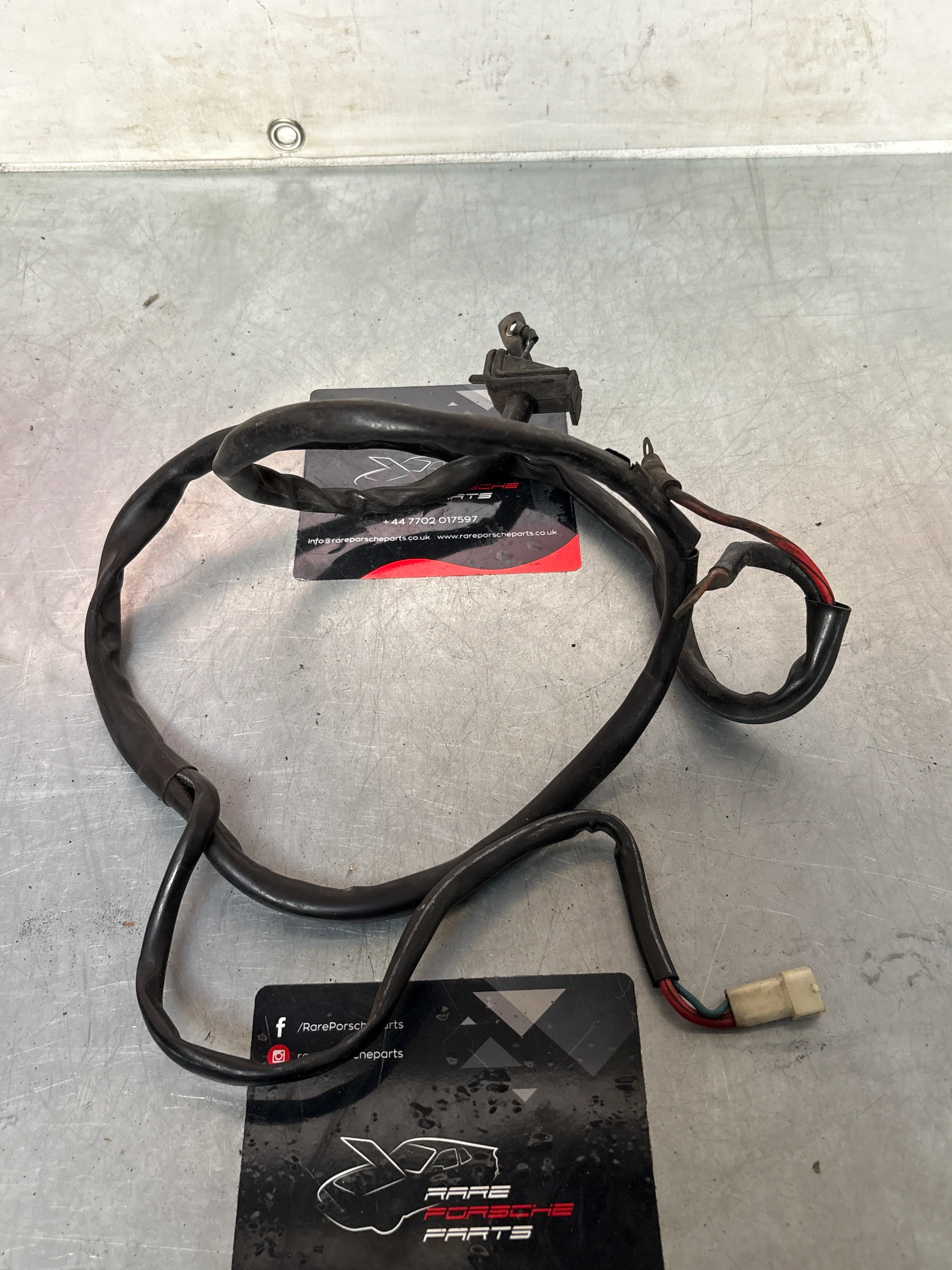 Porsche 944 alternator cable, used 85.5- for new dashboard - Image 2