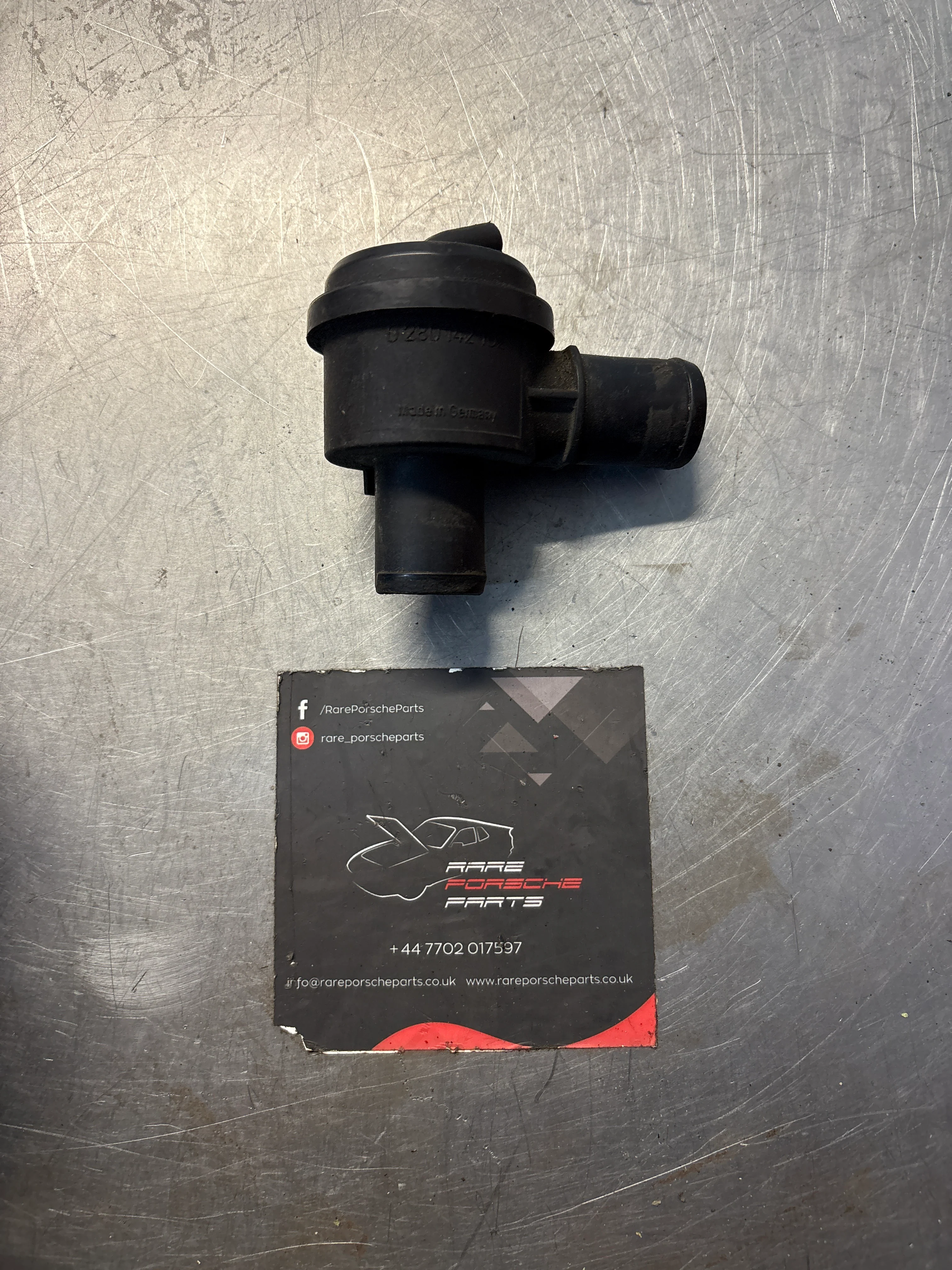 Porsche 944 blow off valve, used 0280142102 - Image 3