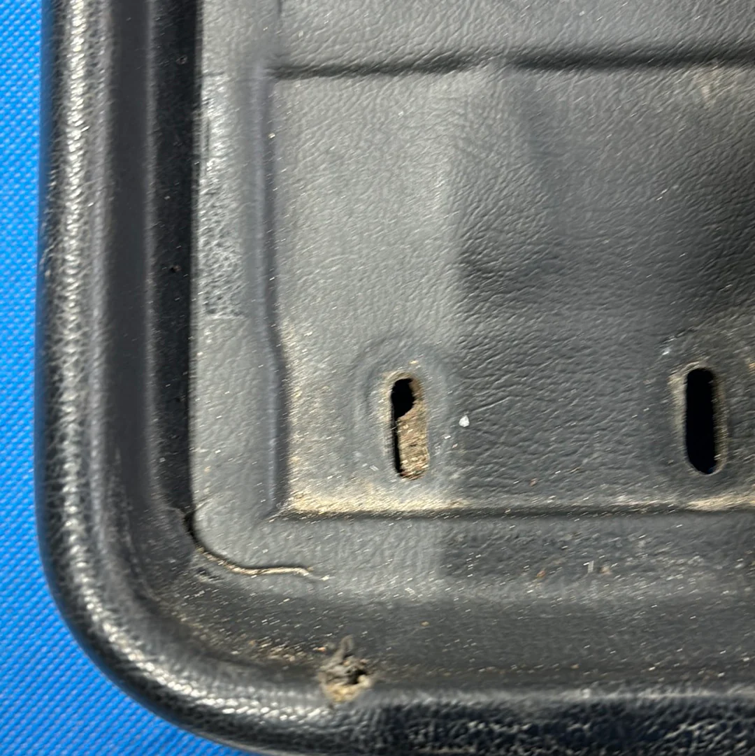 Porsche 944 centre console black 94455205100 used - Image 7