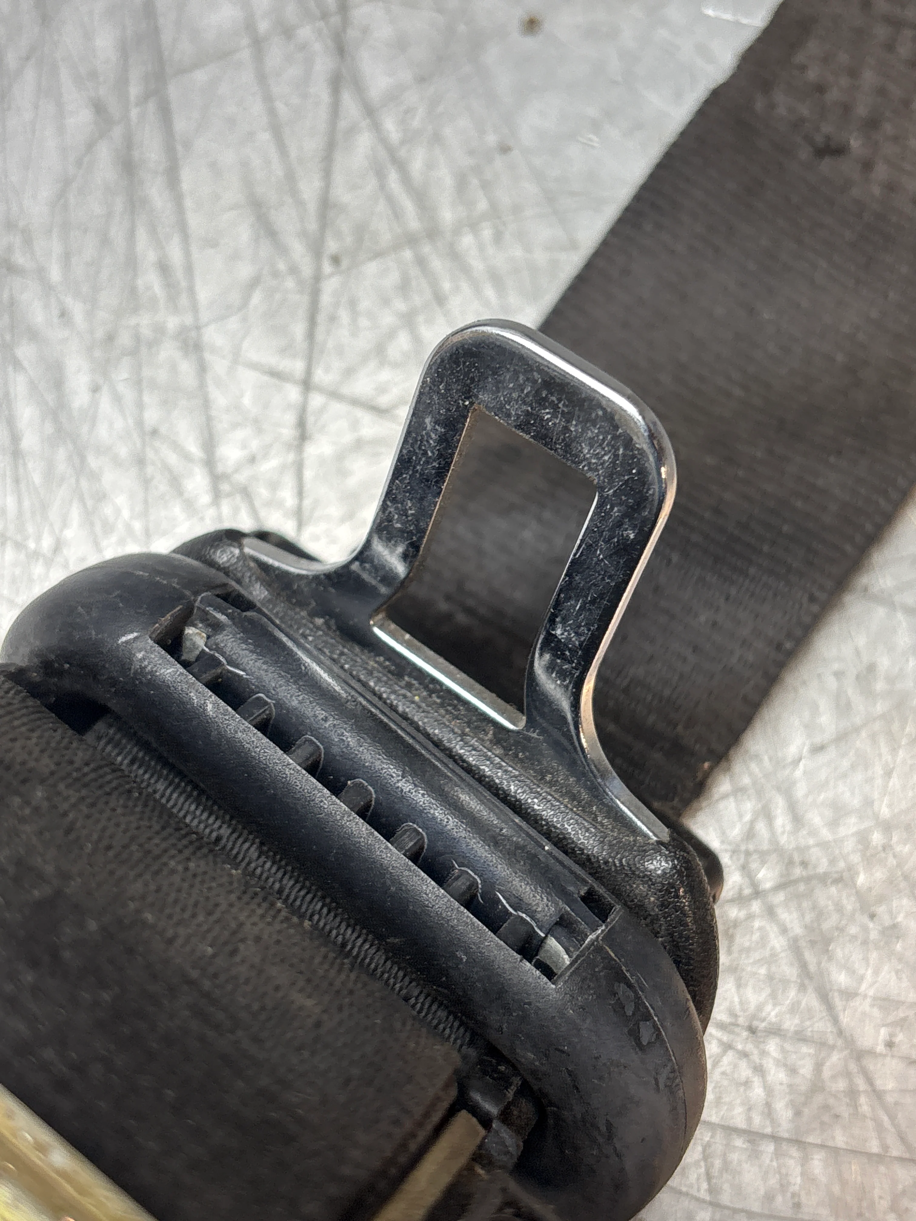 Porsche 944 Convertible Cabrio front left N/S seat belt 94180312510, used - Image 4
