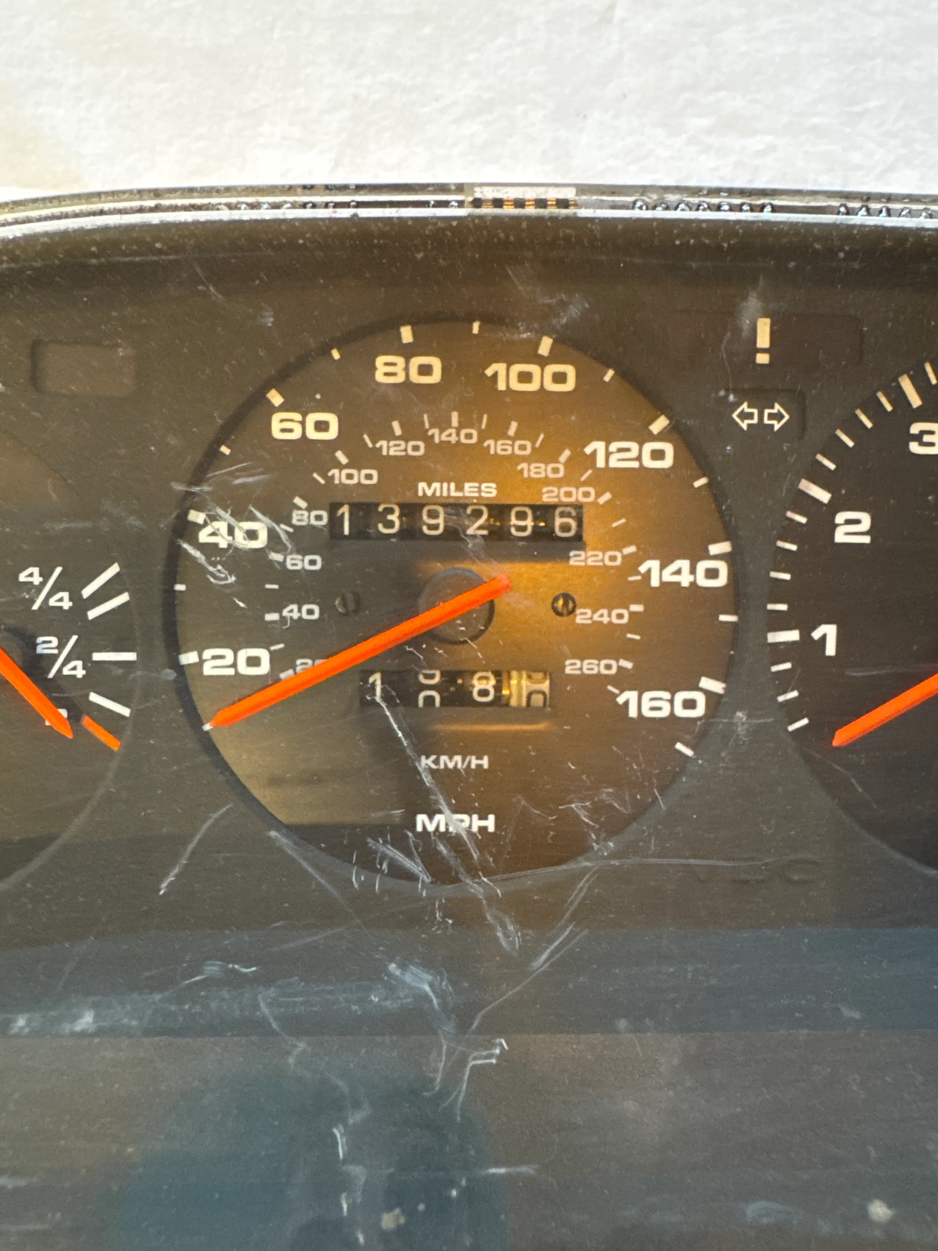 Porsche 944 dash clock binnacle pod speedometer, 94564131106 used 139296 miles plastic screen has some small scratches - Image 2