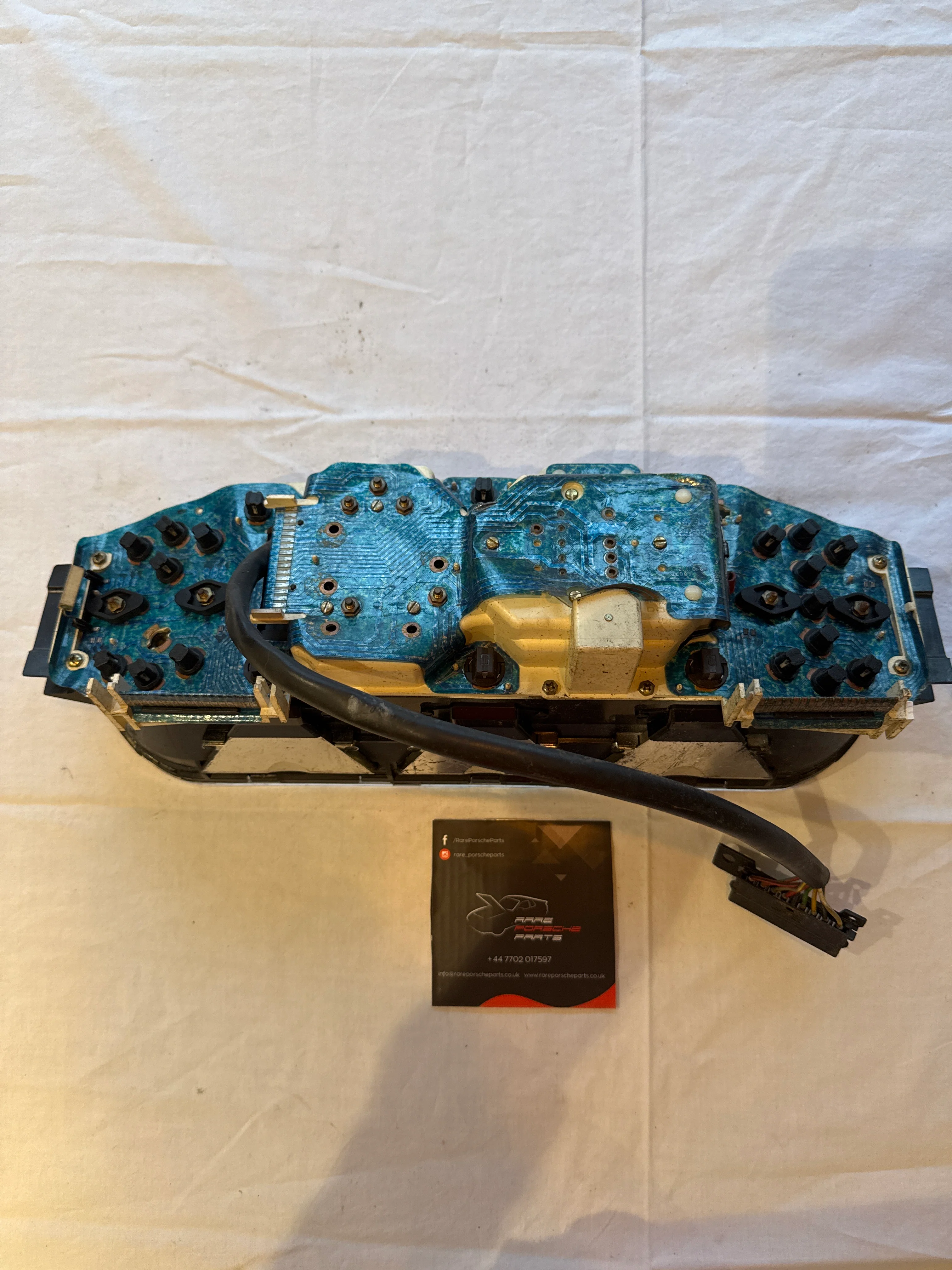 Porsche 928 dash clock binnacle pod speedometer, 92864112603 used 199999 miles plastic screen has some small scratches automatic - Image 5