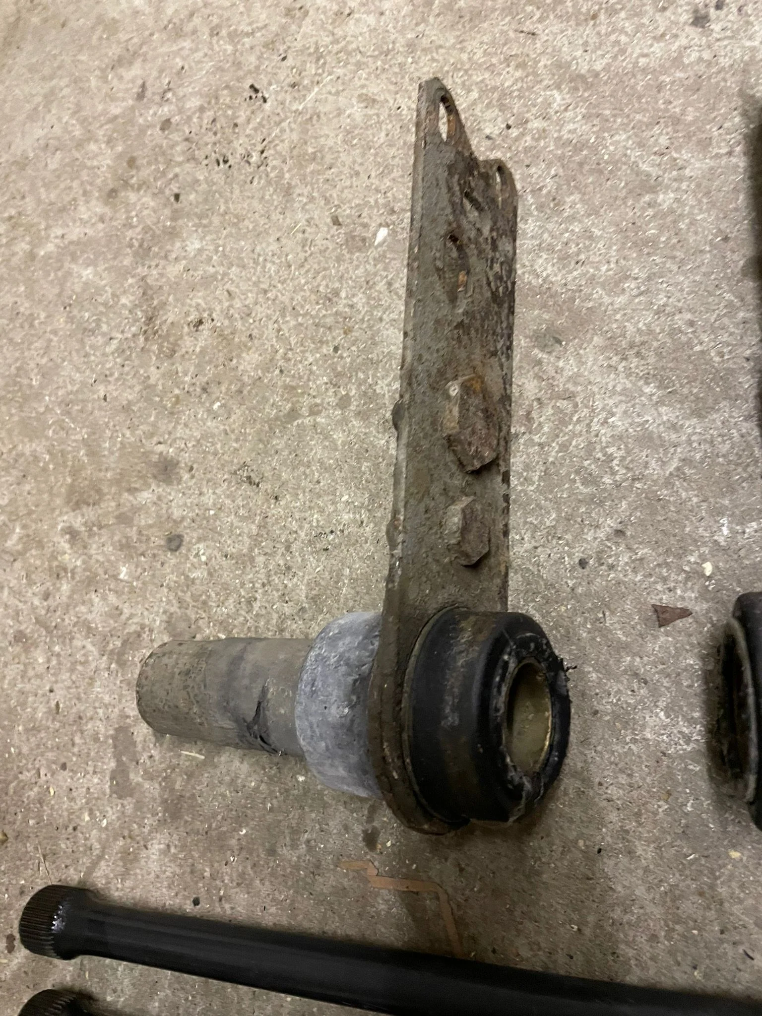 Porsche 944 Early left & Right torsion bar spring plate, Torsion Bars for steel traling arms 95133302100 - Image 4