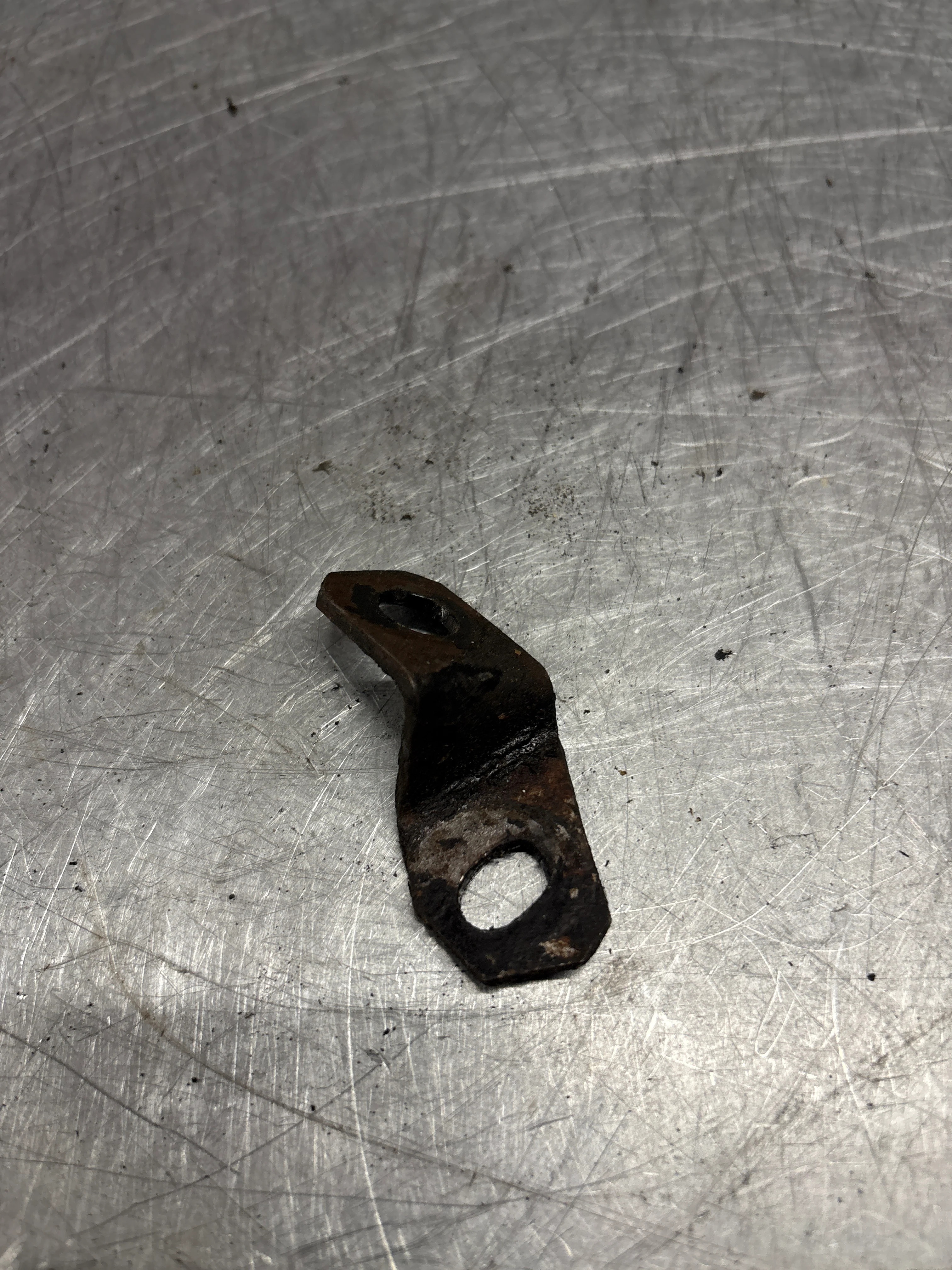 Porsche 944 exhaust manifold bracket, used 94411016501 - Image 3
