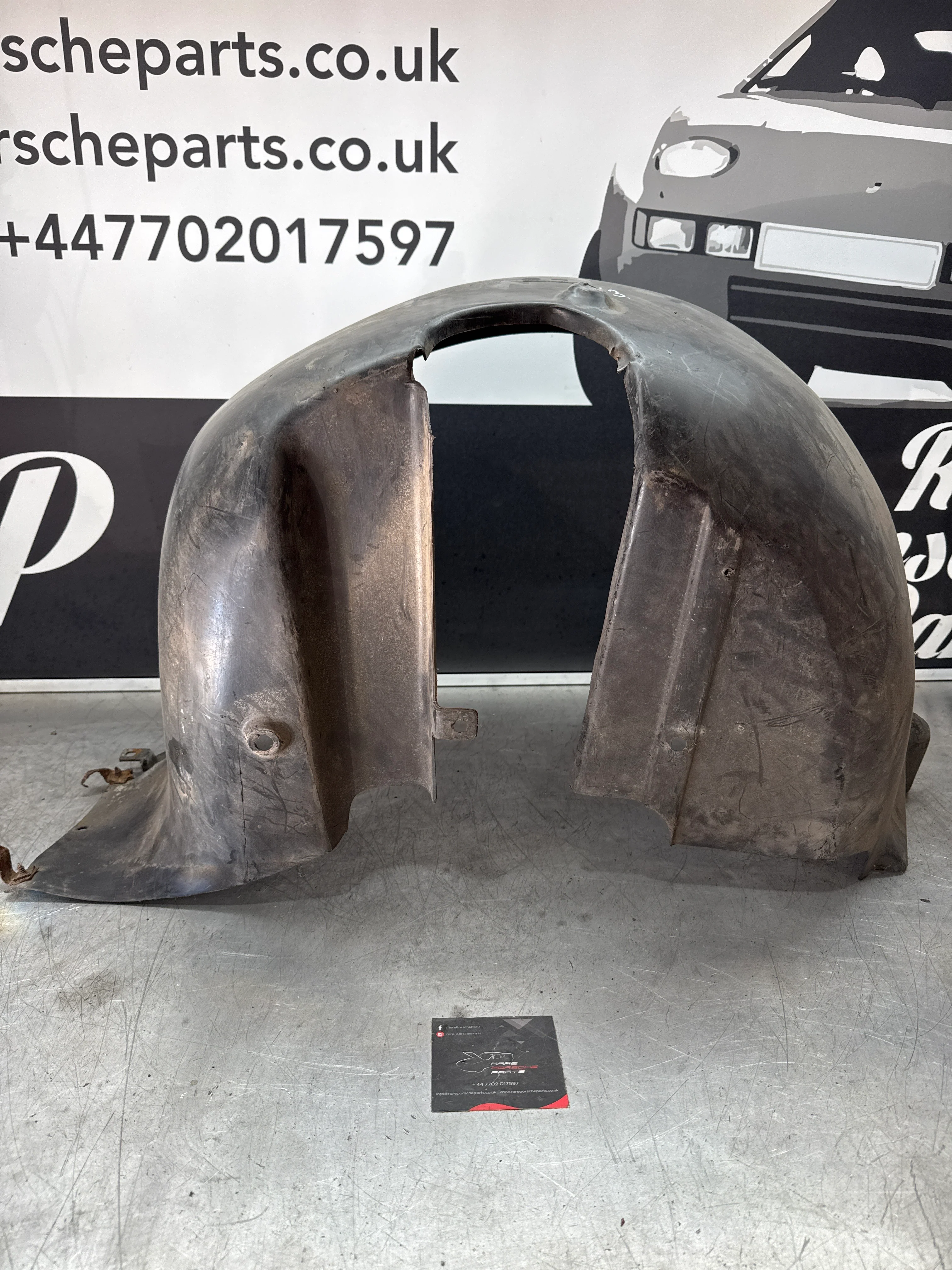Porsche 944 from 85.5 wheel arch liner  Left, 94450438101 spares or repair - Image 5