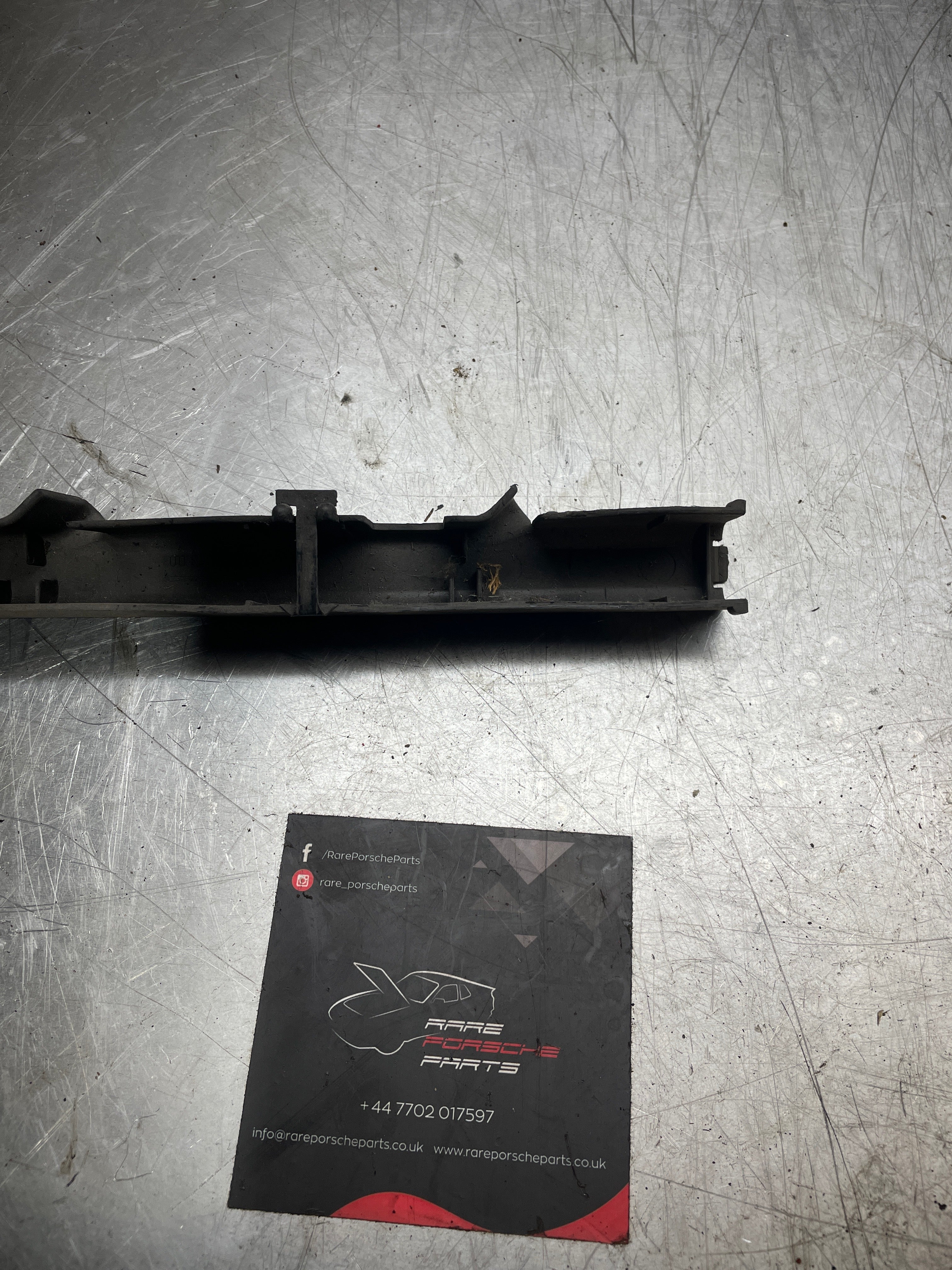 Porsche 944 fuel rail cover guard, for spares or repair 94460708100 - Image 2