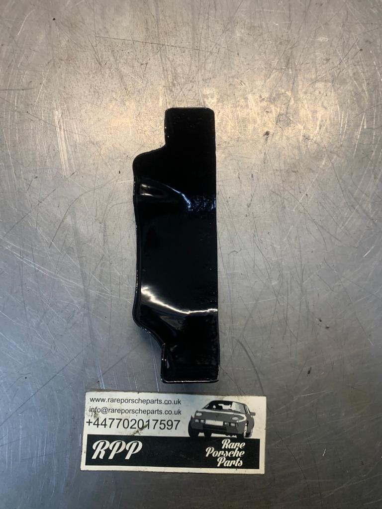 Porsche 944 gearbox protective plate, 477599181A, refurbished - Image 3