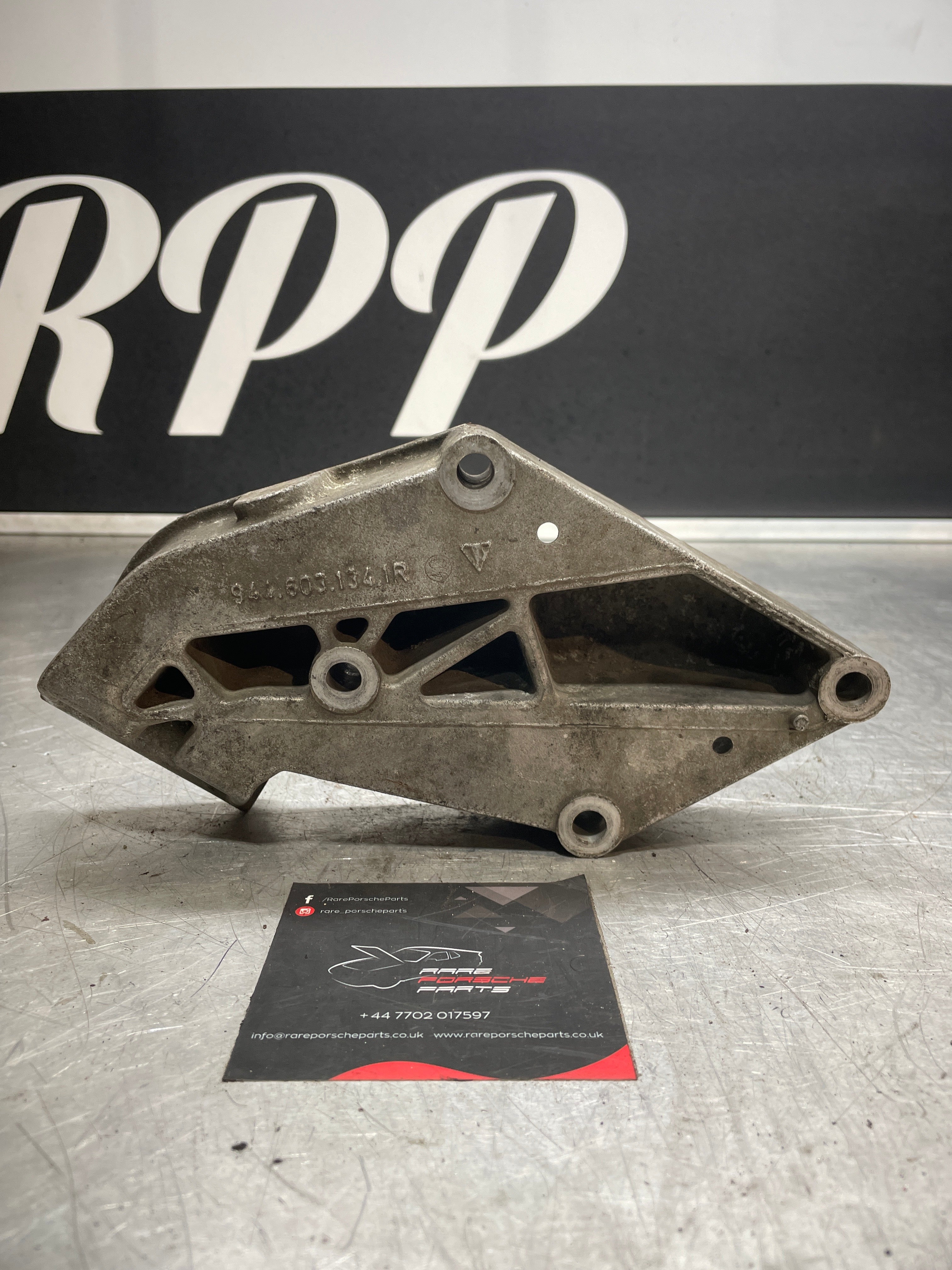 Porsche 944 generator bracket holder, 9446031341R used - Image 3