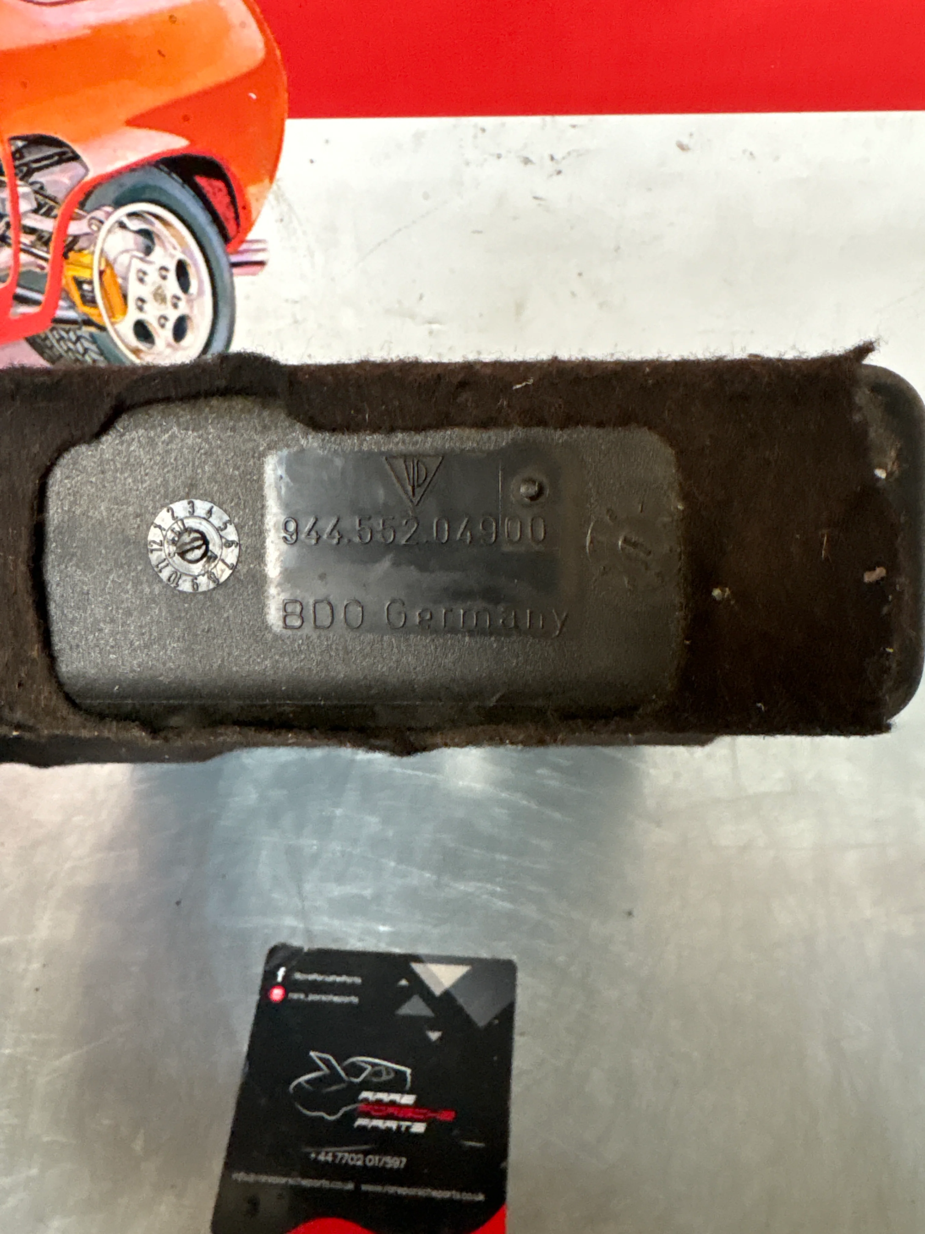 Porsche 944 glove box, from 85.5 94455204900 LHD cars - Image 6