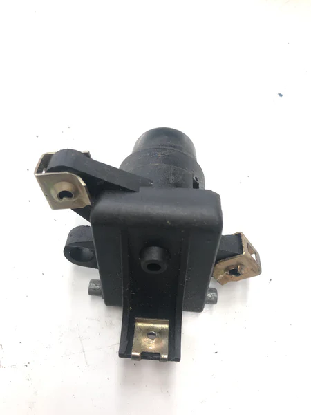 Porsche 944 glove box push button lock. No key, used 94453895100 - Image 4