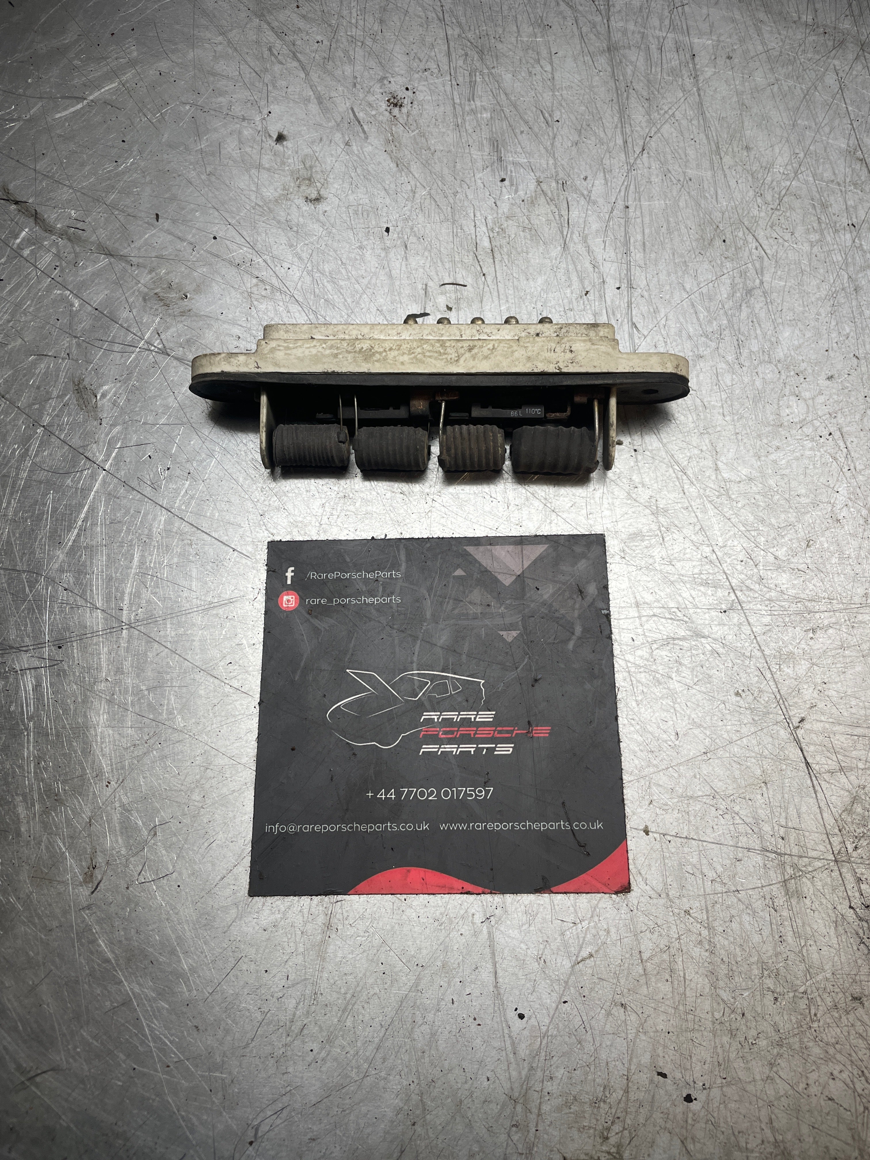 Porsche 944 heater resistor, used 94461610100 - Image 2