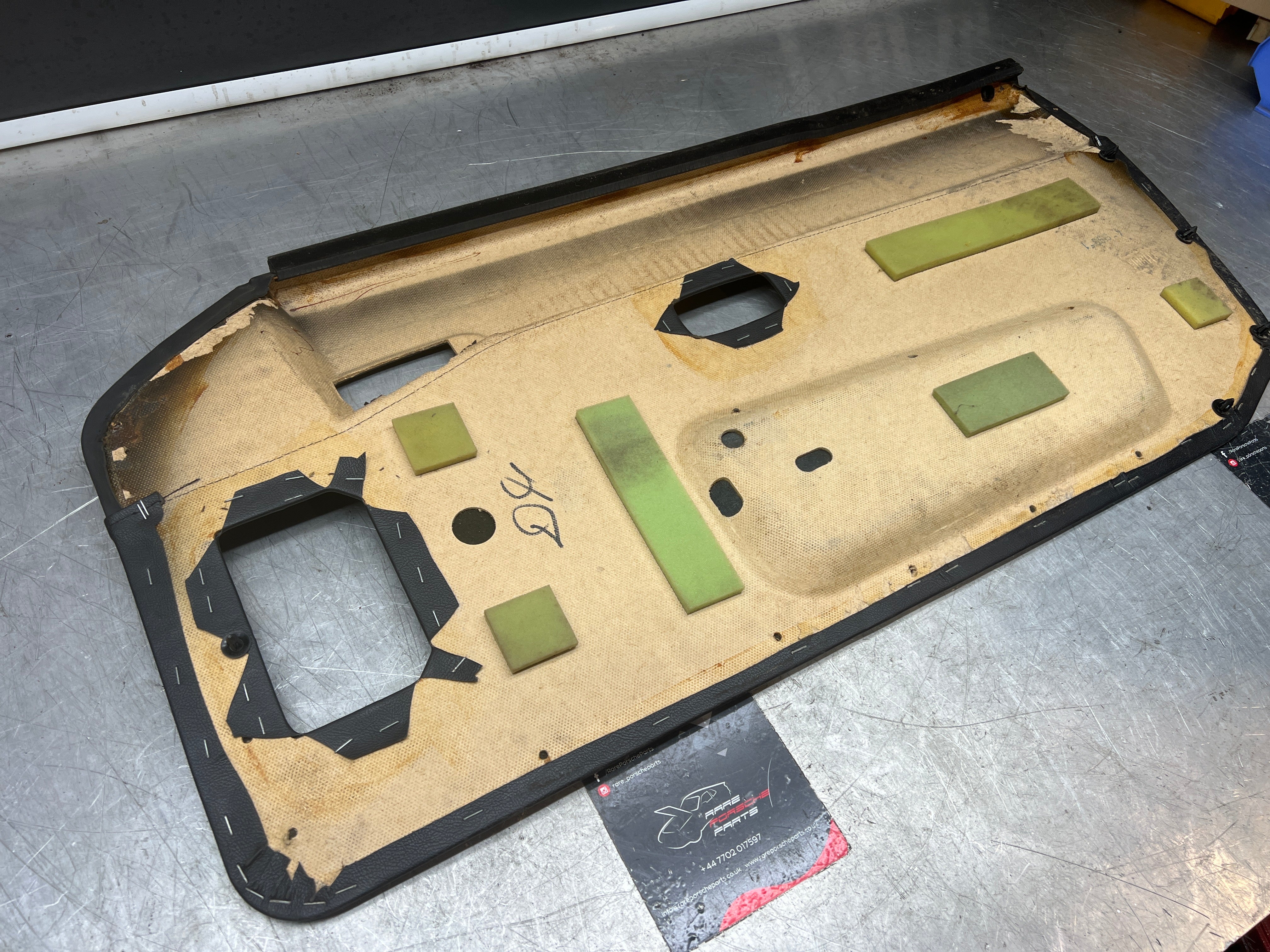 Porsche 944 left black door card for late cars from 85.5 944555017 - Image 6