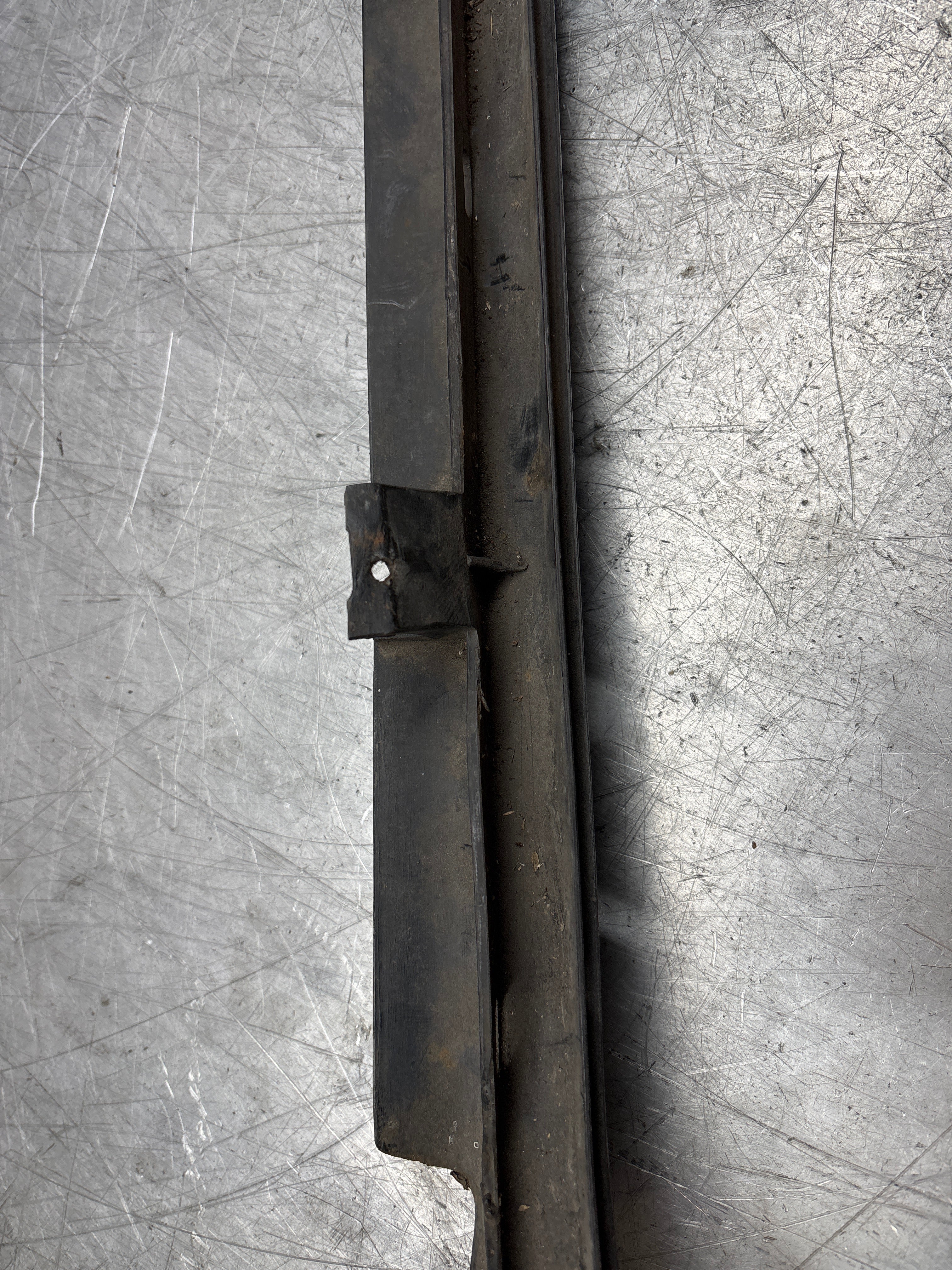 Porsche 944 lower door sill trim molding right side, used 95155919600 - Image 9