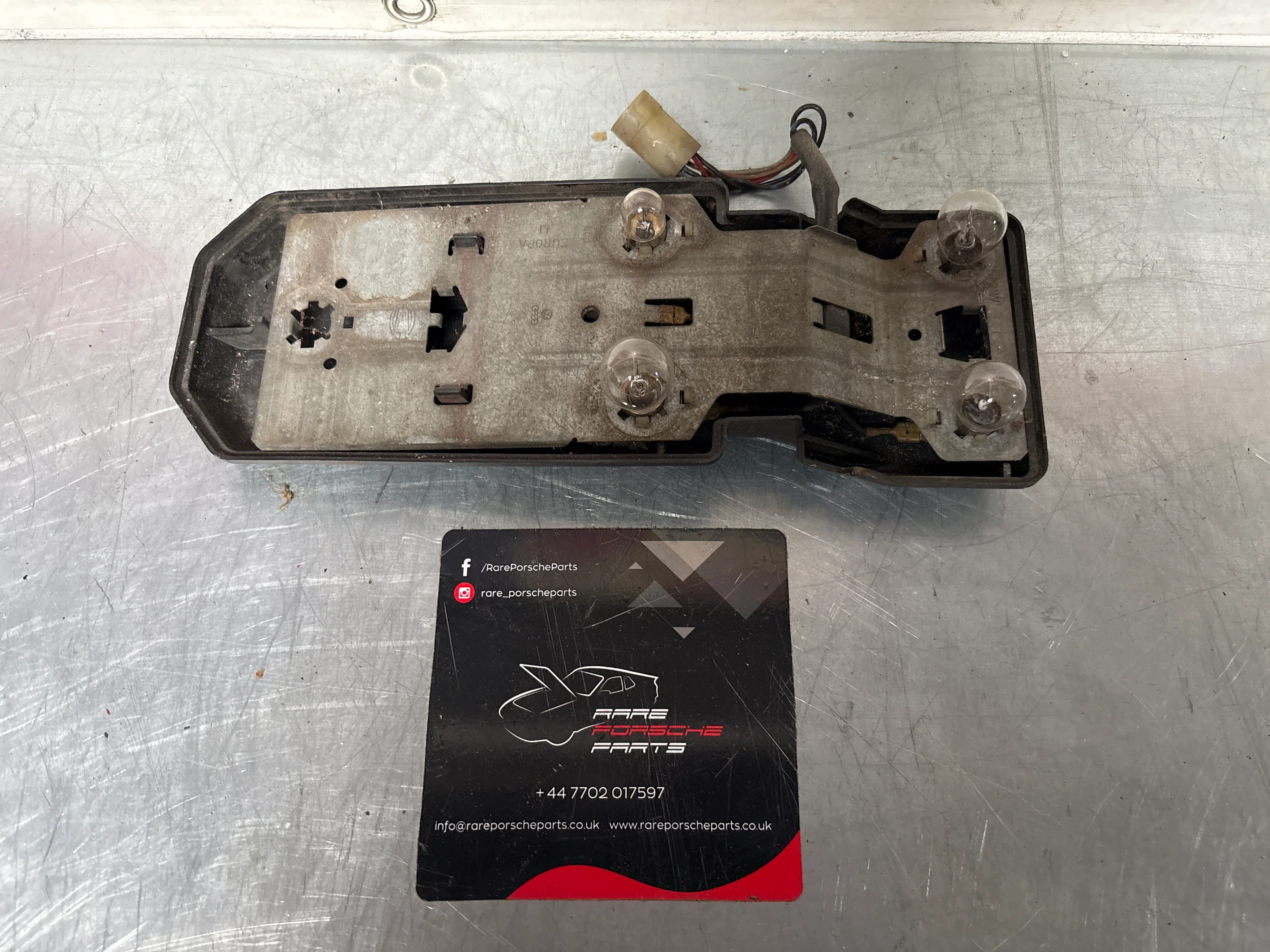 Porsche 944 Right Tail light lamp bulb holder and cover, used 477945114