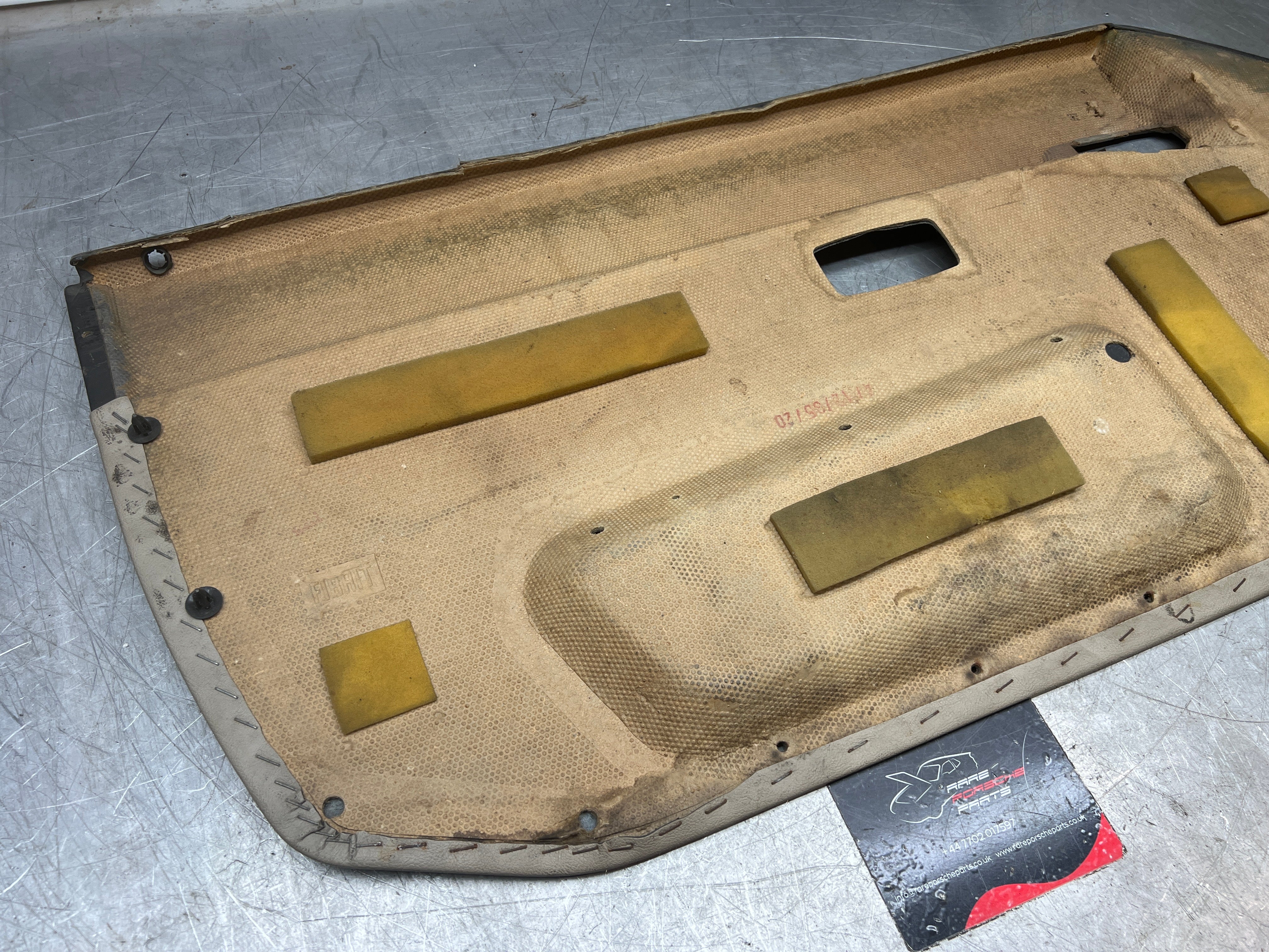 Porsche 944 right door card black / cream for late cars from 85.5 944555018 - Image 8