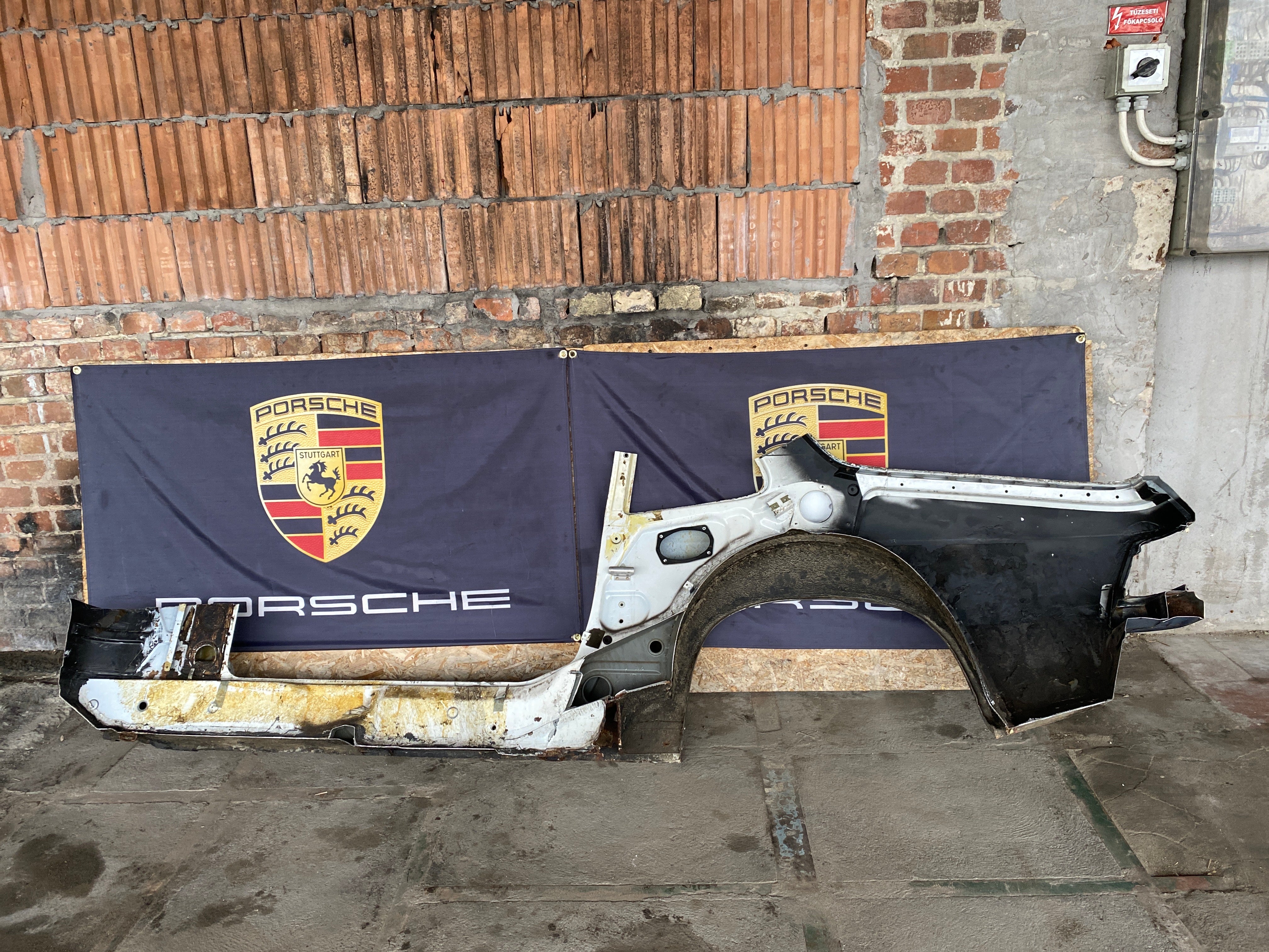 Porsche 944 Right side cut, rear fender with sill 94450390403, 94450361200 - Image 16