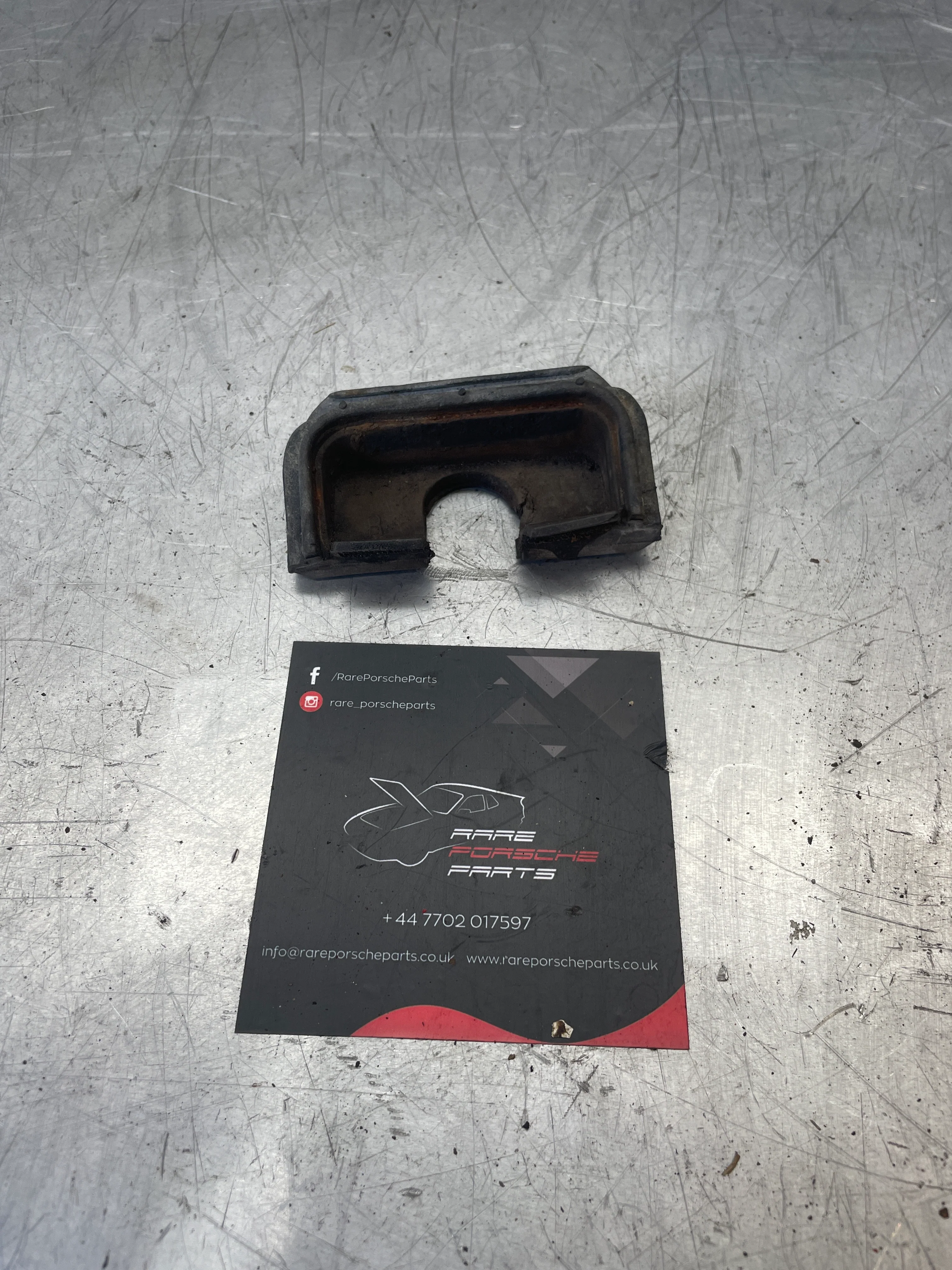 Porsche 944, S2/ 924S right tailgate latch pin gasket rubber, used 94451236601 - Image 2