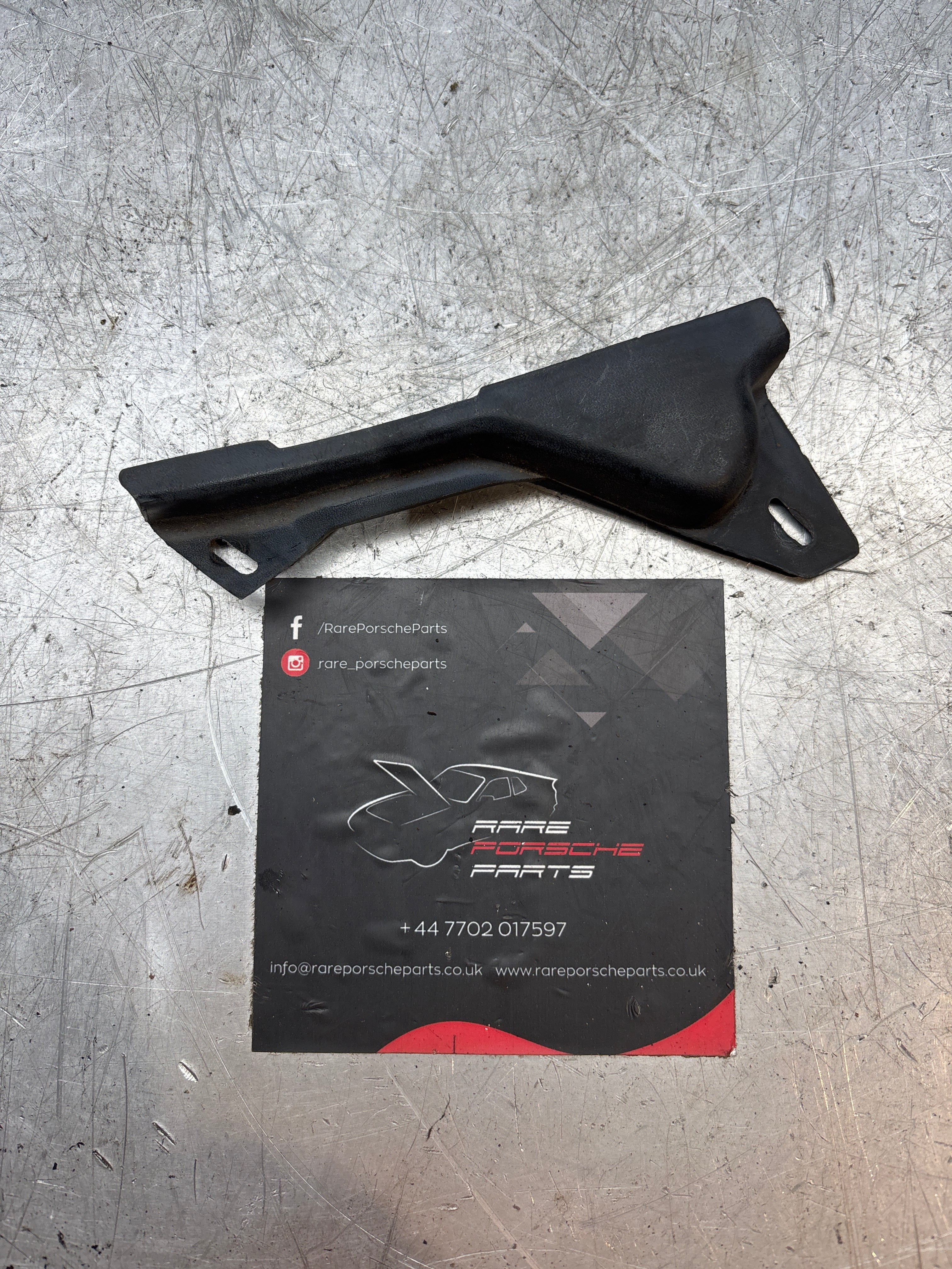 Porsche 944 S2 Radio antenna booster cover 944 645 413 00 / 94464541300